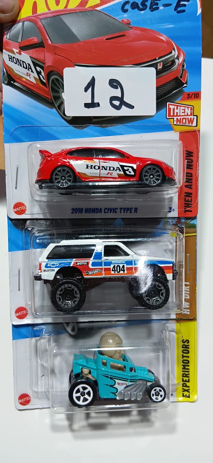 HOT WHEELS - CASE E (2025) - BASIC CAR ASSORTED (PACK OF 3 )-DIECAST