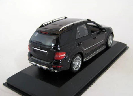 MINICHAMPS MERCEDES BENZ ML 63 AMG BLACK 1/43 DIE CAST MODEL