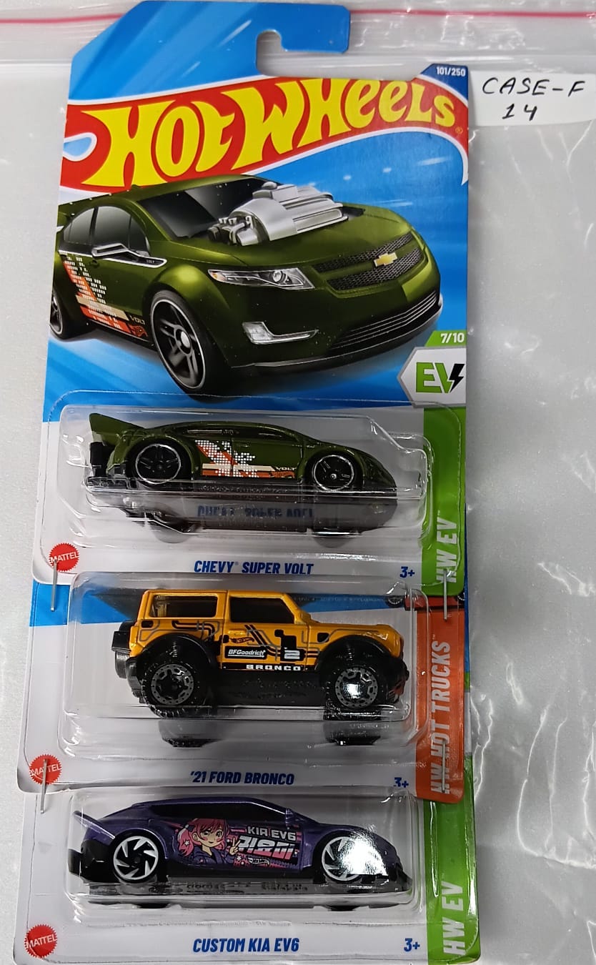 HOT WHEELS - CASE F (2025) - BASIC CAR ASSORTED (PACK OF 3 )-DIECAST