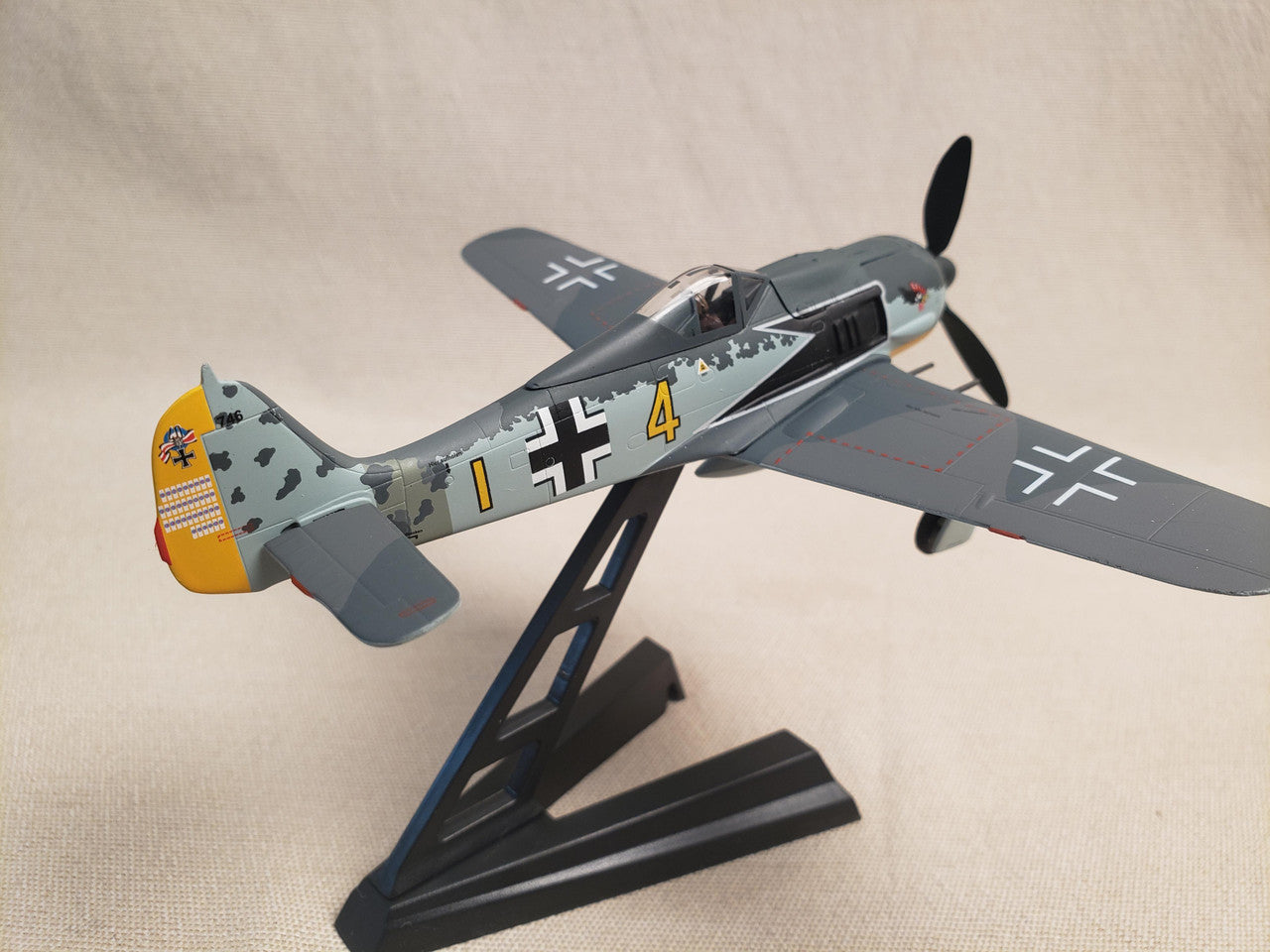 JC Wings Focke-Wulf FW 190A-4 1:72 Scale Diecast Aircraft – Major Siegfried Schnell (1943) | JCW-72-FW190-002