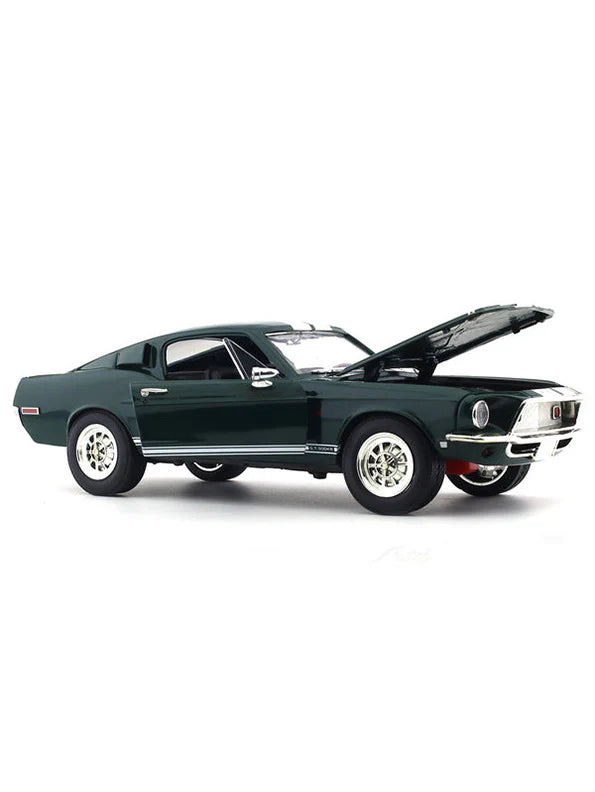 DIE CAST ROAD SIGNATURE 1968 SHELBY GT-500KR  1/18 SCALE DARK GREEN NO:92168