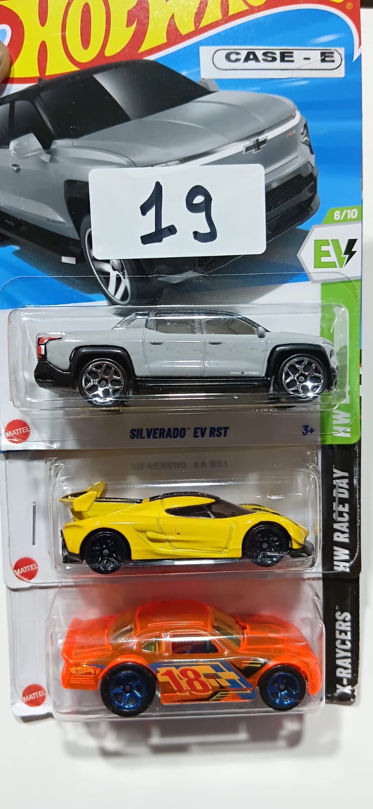 HOT WHEELS - CASE E (2025) - BASIC CAR ASSORTED (PACK OF 3 )-DIECAST