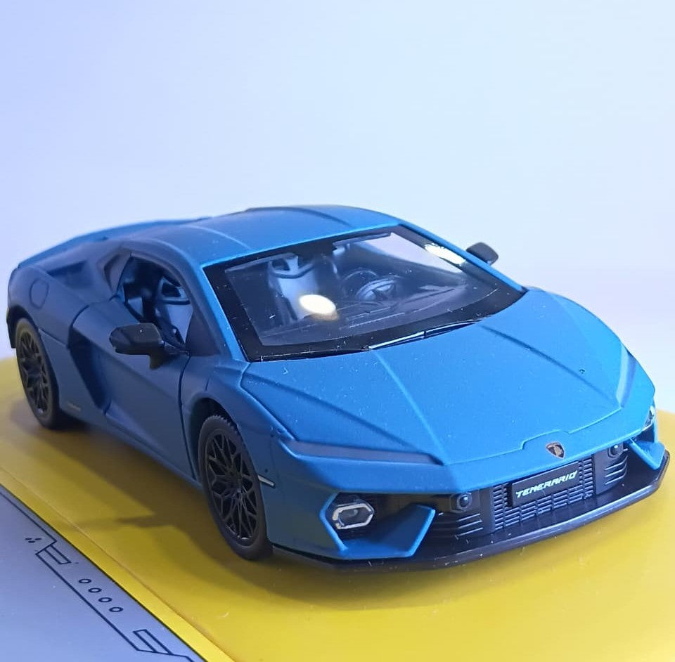 CCA LAMBORGHINI TEMERARIO 1:32 DIECAST MODEL 881754 PURPLE