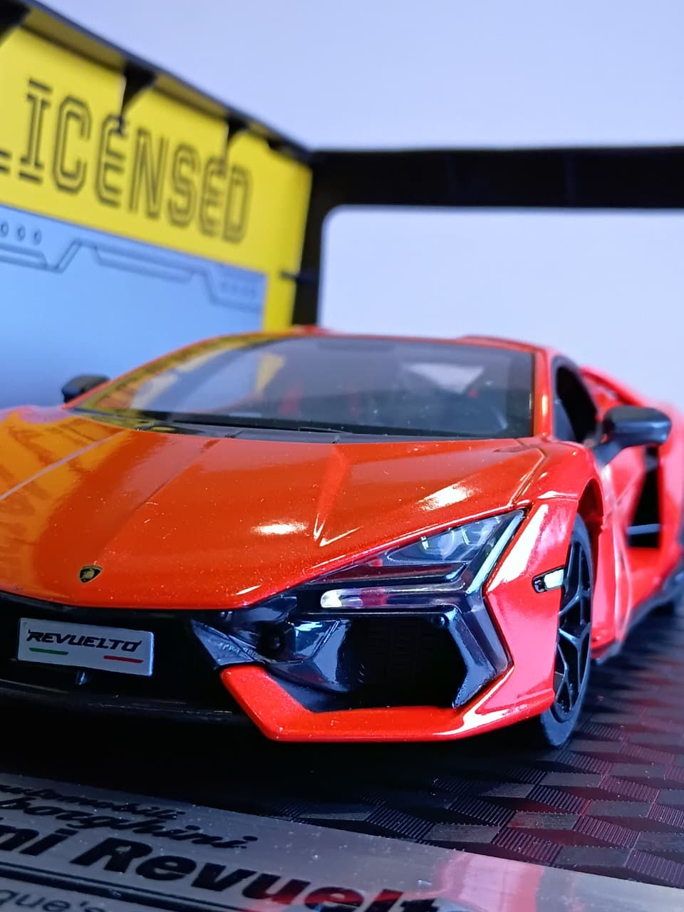 CCA LAMBORGHINI REVUELTO 1/24 SCALE ORANGE 68286K