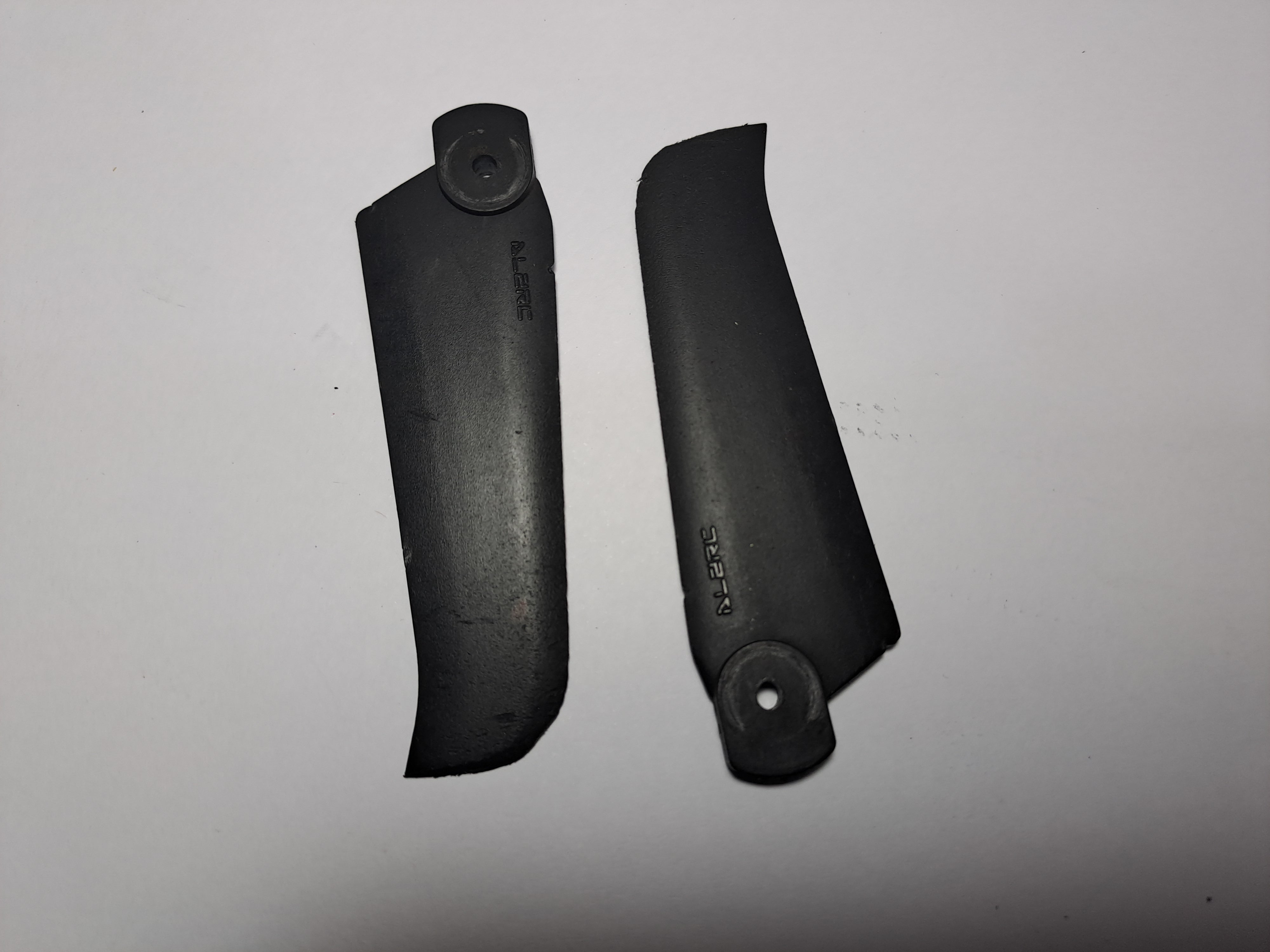 ALIGN TREX 500 TAIL BLADES PRE-OWNED