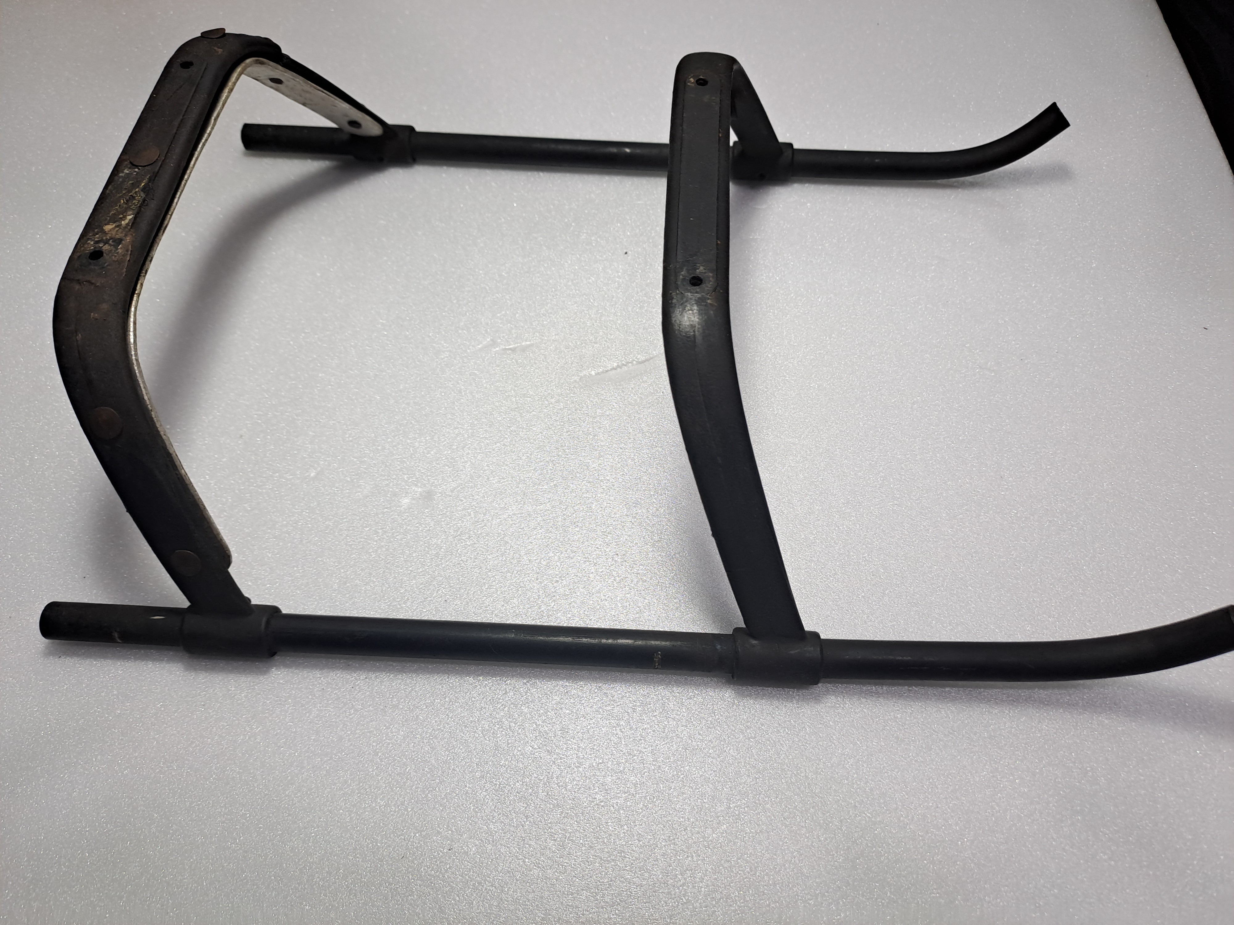 HIROBO SHUTTLE PLUS 0402-530/LANDING GEAR SET BLACK PRE-OWNED