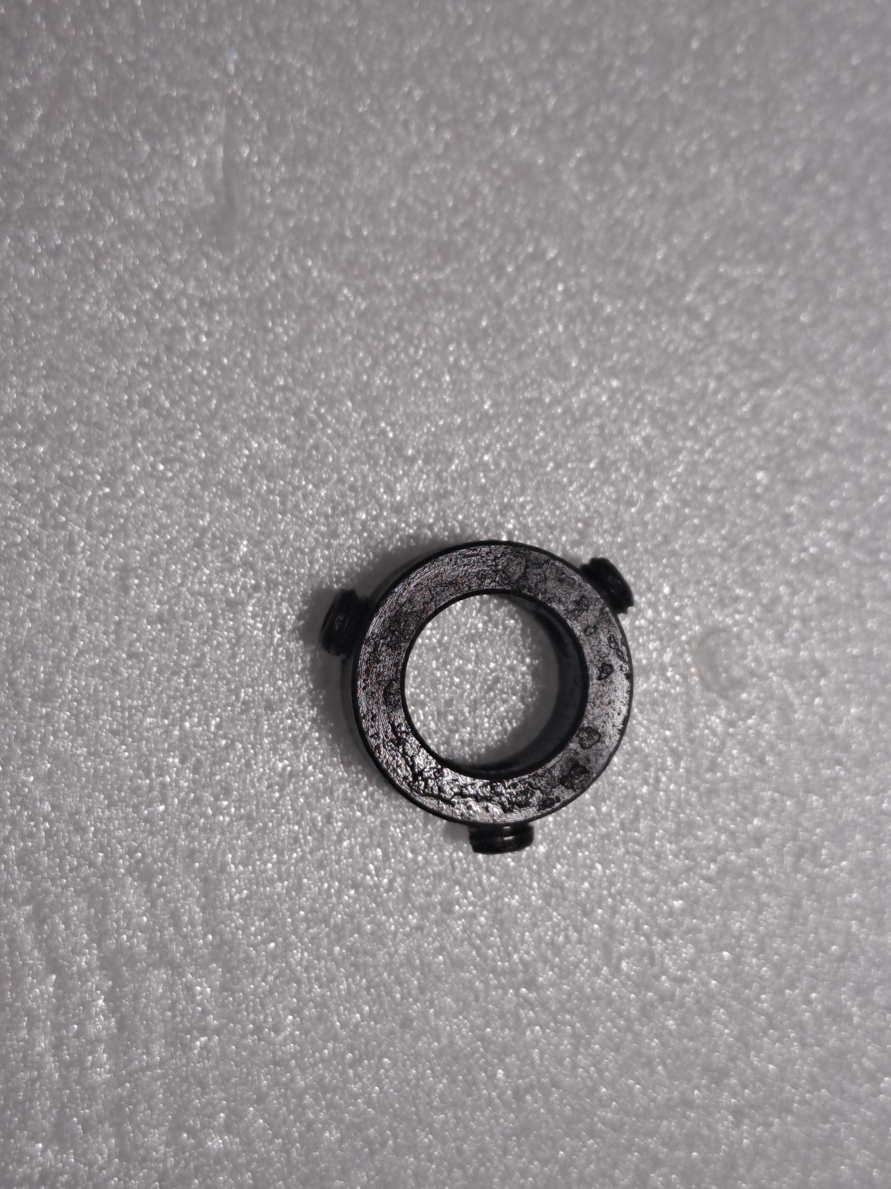 550 SIZE HELI MAIN SHAFT COLLET  PRE-OWNED