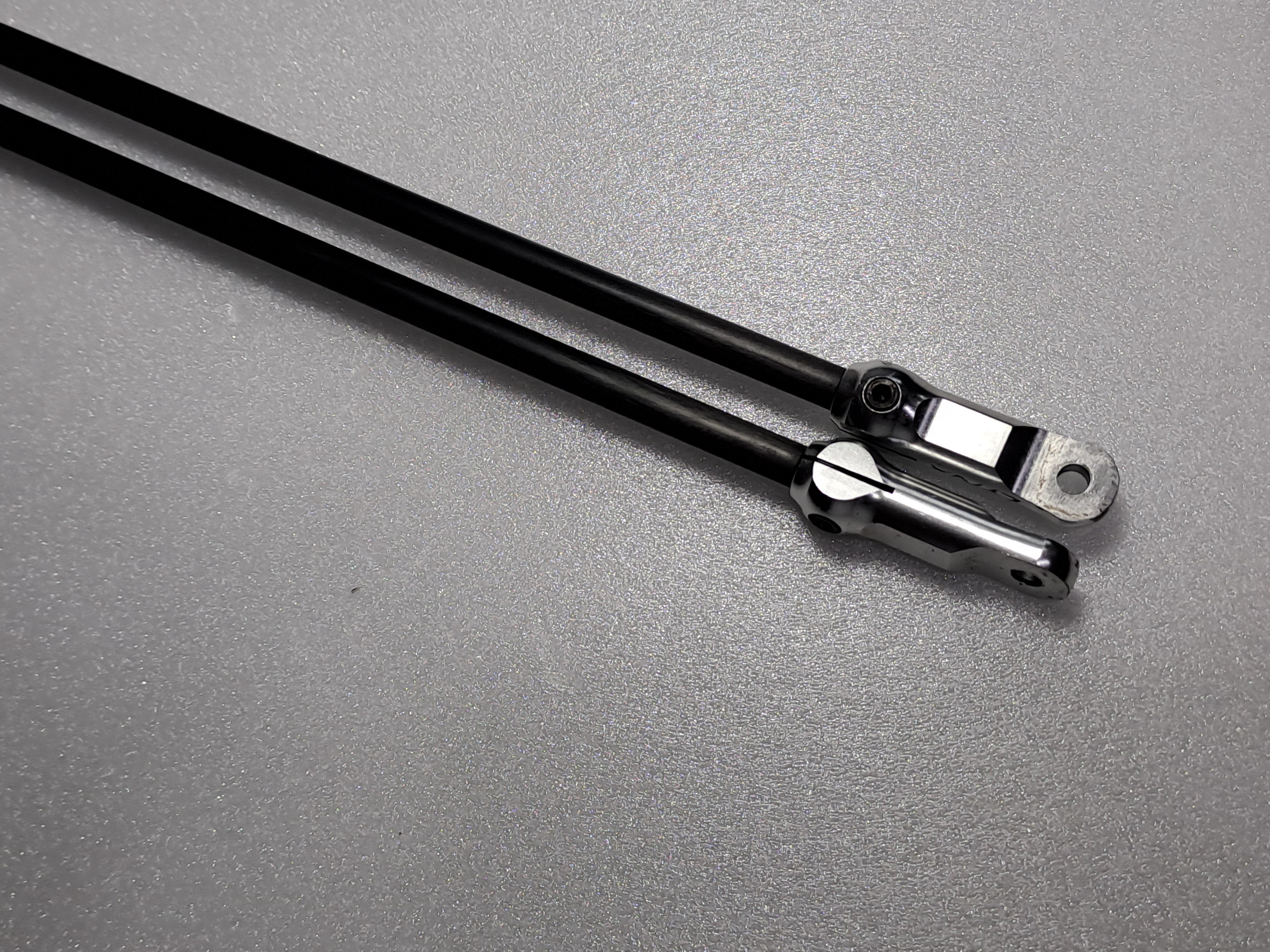 ALIGN 700 E DFC TAIL BOOM SUPPORT ROD SET -PRE OWNED