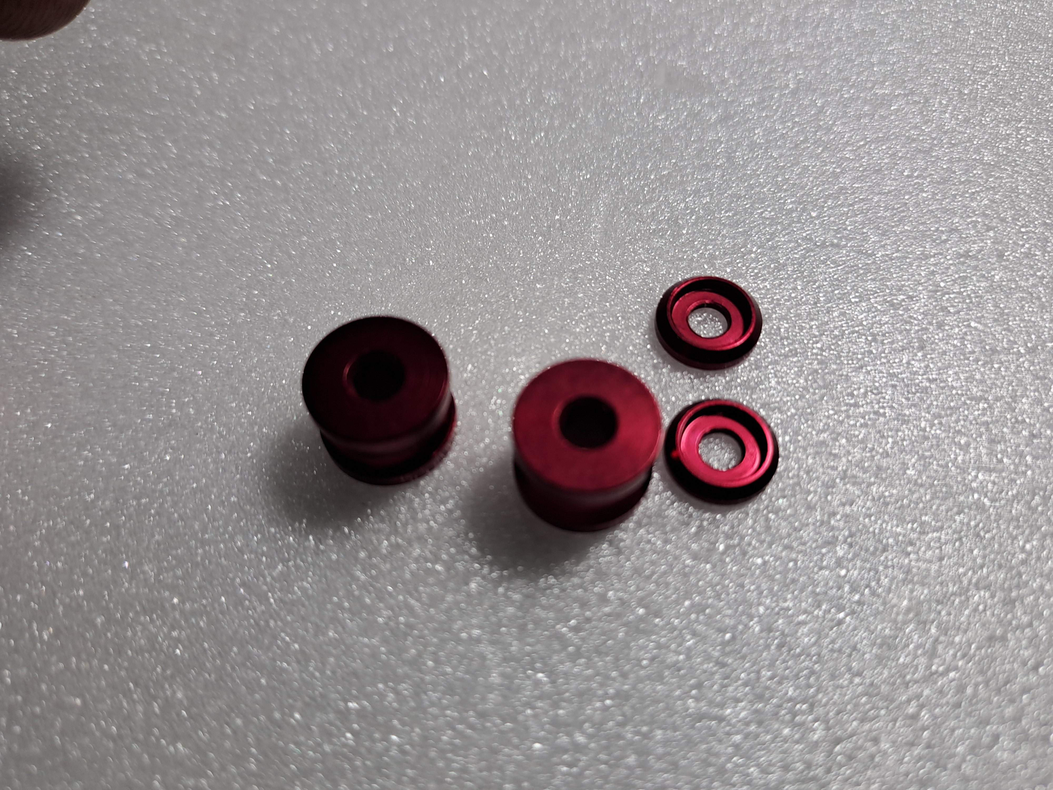 ALIGN TREX MOUNTING BOLTS  WITH WASHERS 7MM X 10MM (PACK OF 2) PRE OWNED QUALITY