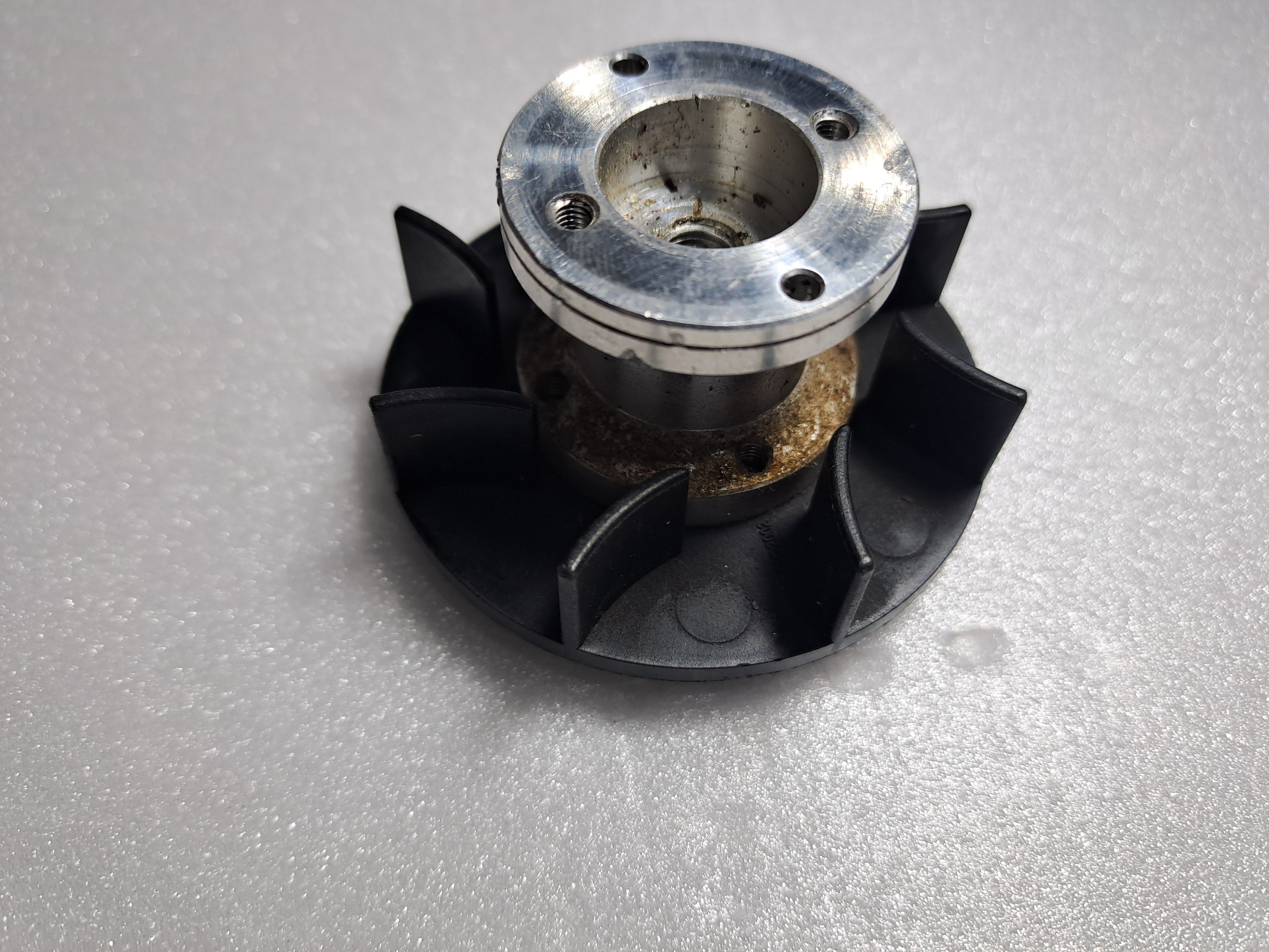 NITRO ENGINE COOLING  FAN WITH CLUTCH  MOUNT FOR HELI 50 SIZE PRE OWNED QUALITY