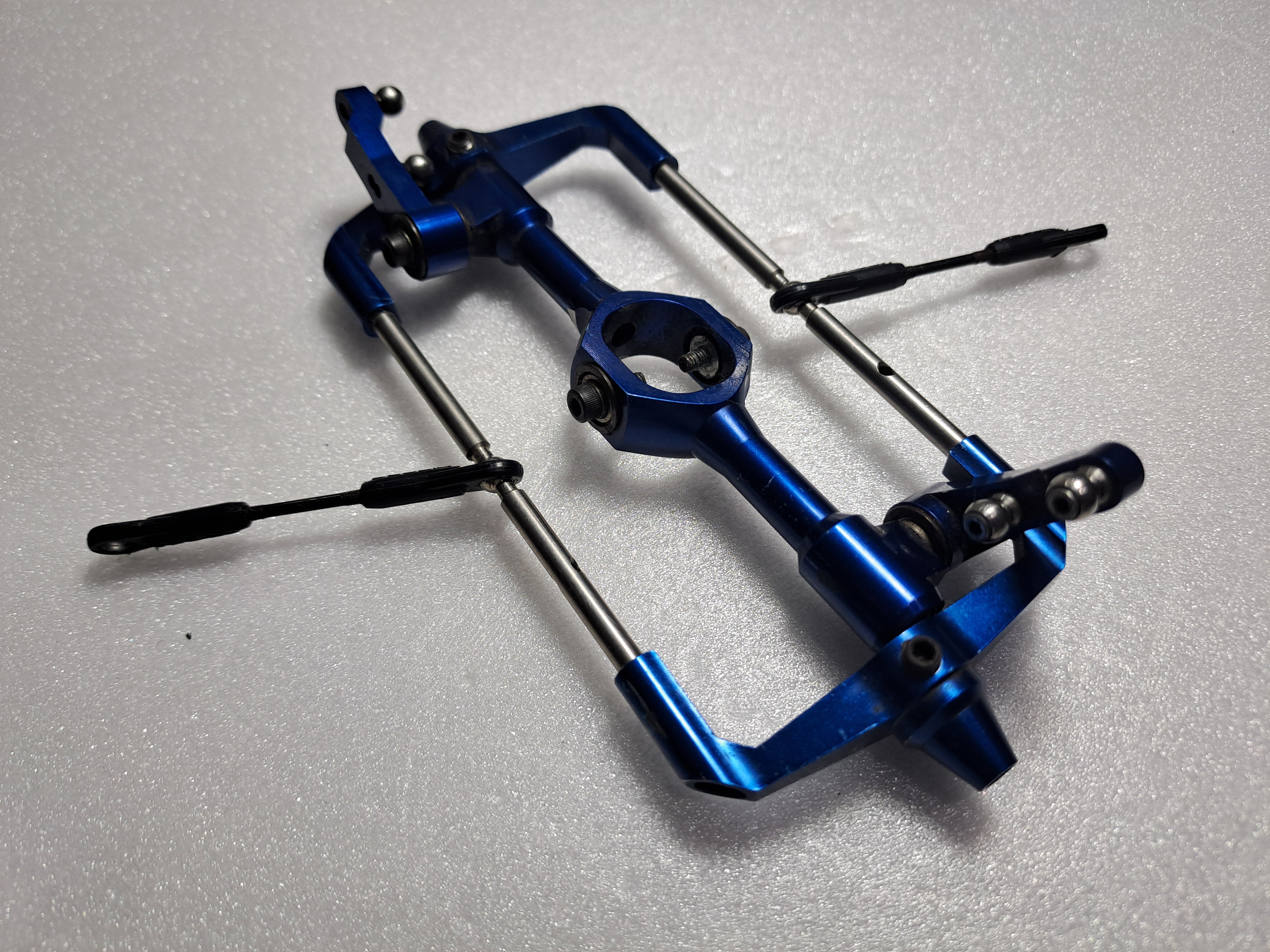 HIROBO SCEADU EVOLUTION EX FLYBAR CAGE ASSEMLBY PART NO. 0412-209/0412-207/0412-208 PRE OWNED QUALITY