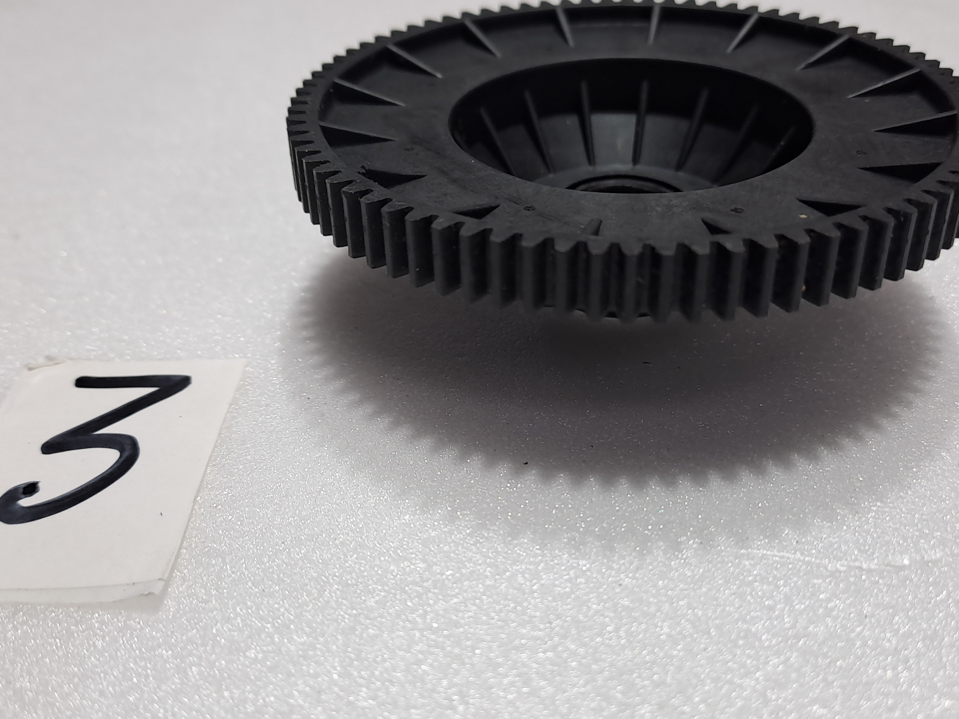 HIROBO SDX SWM AUTOROTATION GEAR PART NO.-0412-216 PRE OWNED QUALITY