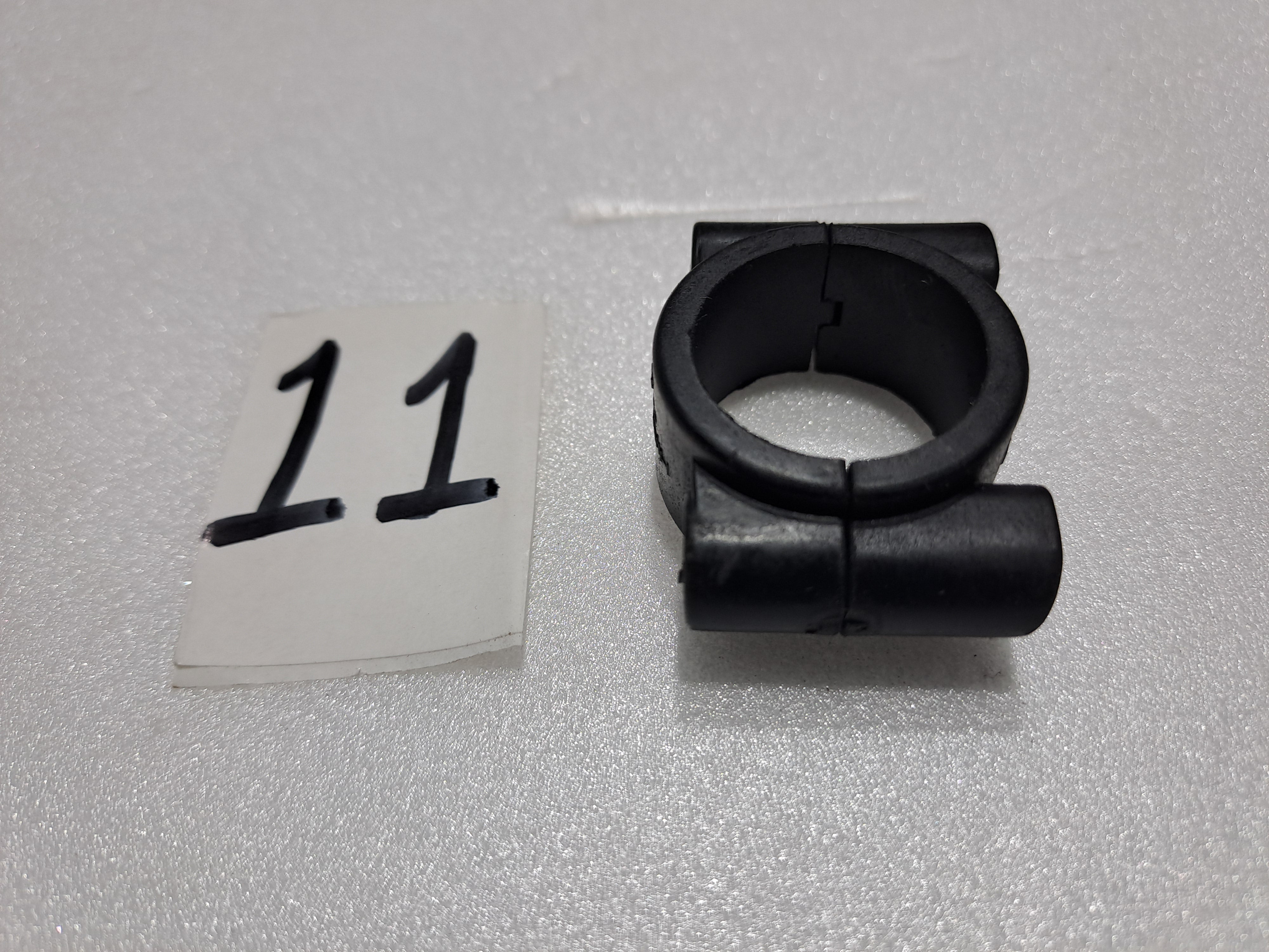 HIROBO SDX SWM HORIZONTAL STABILIZER MOUNT PRE OWNED QUALITY
