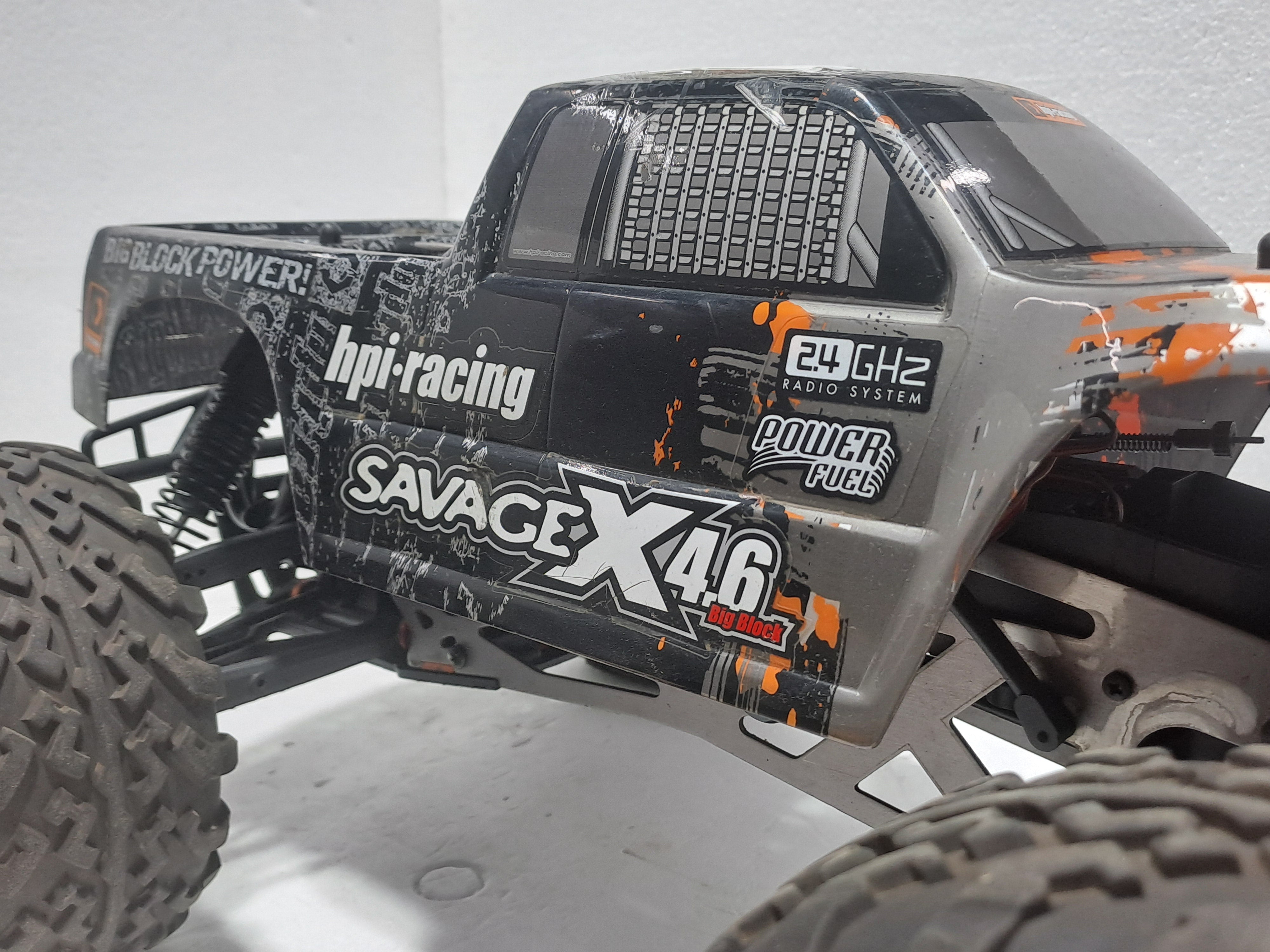 HPI SAVAGE X4.6 NITRO CAR 1/8 SCALE MULTI COLOUR QUALITY PRE OWNED-RTR