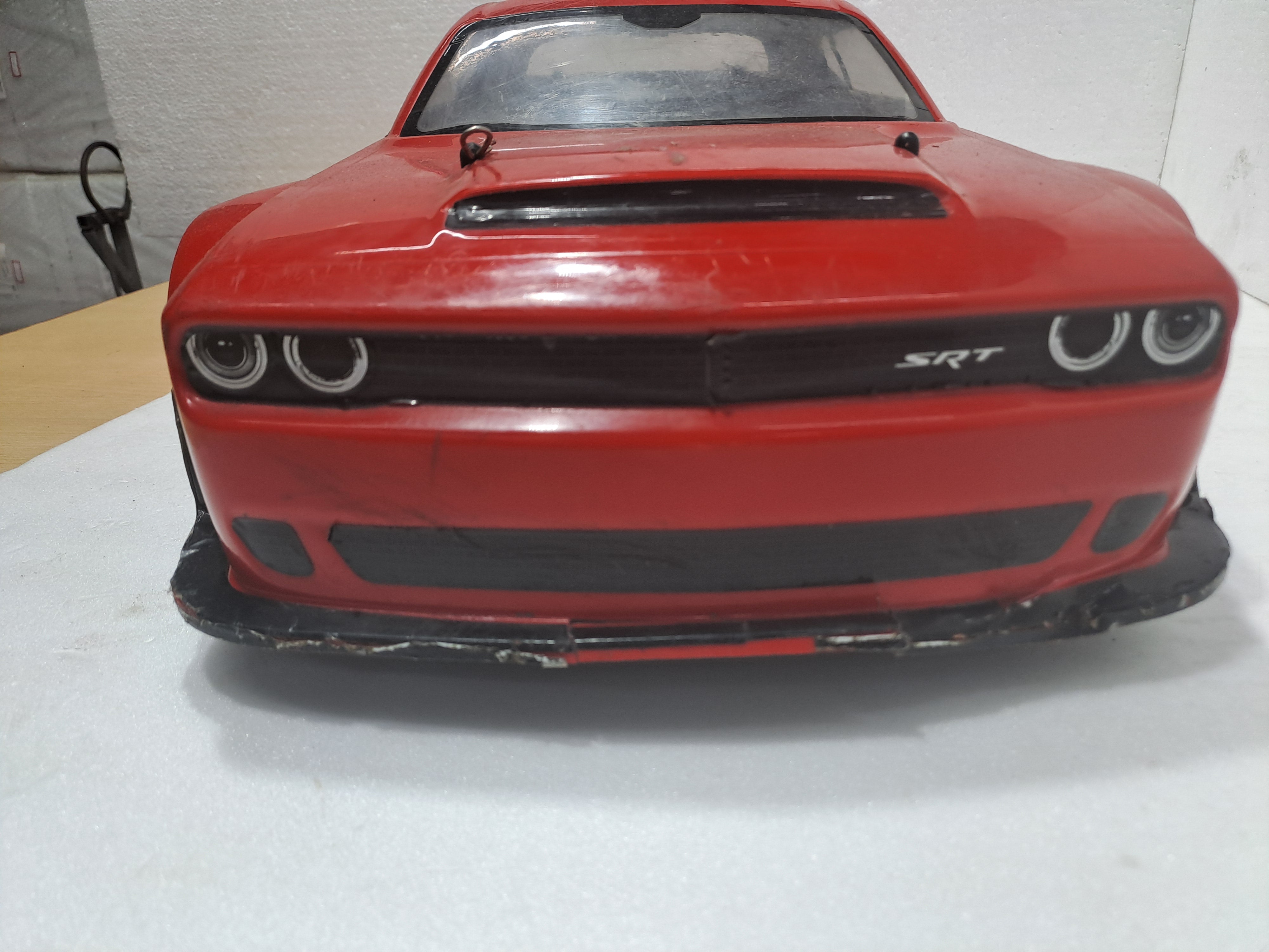 KYOSHO INFERNO GT2VE DODGE CHALLANGER 1/8 SCALE RED QUALITY PRE OWNED