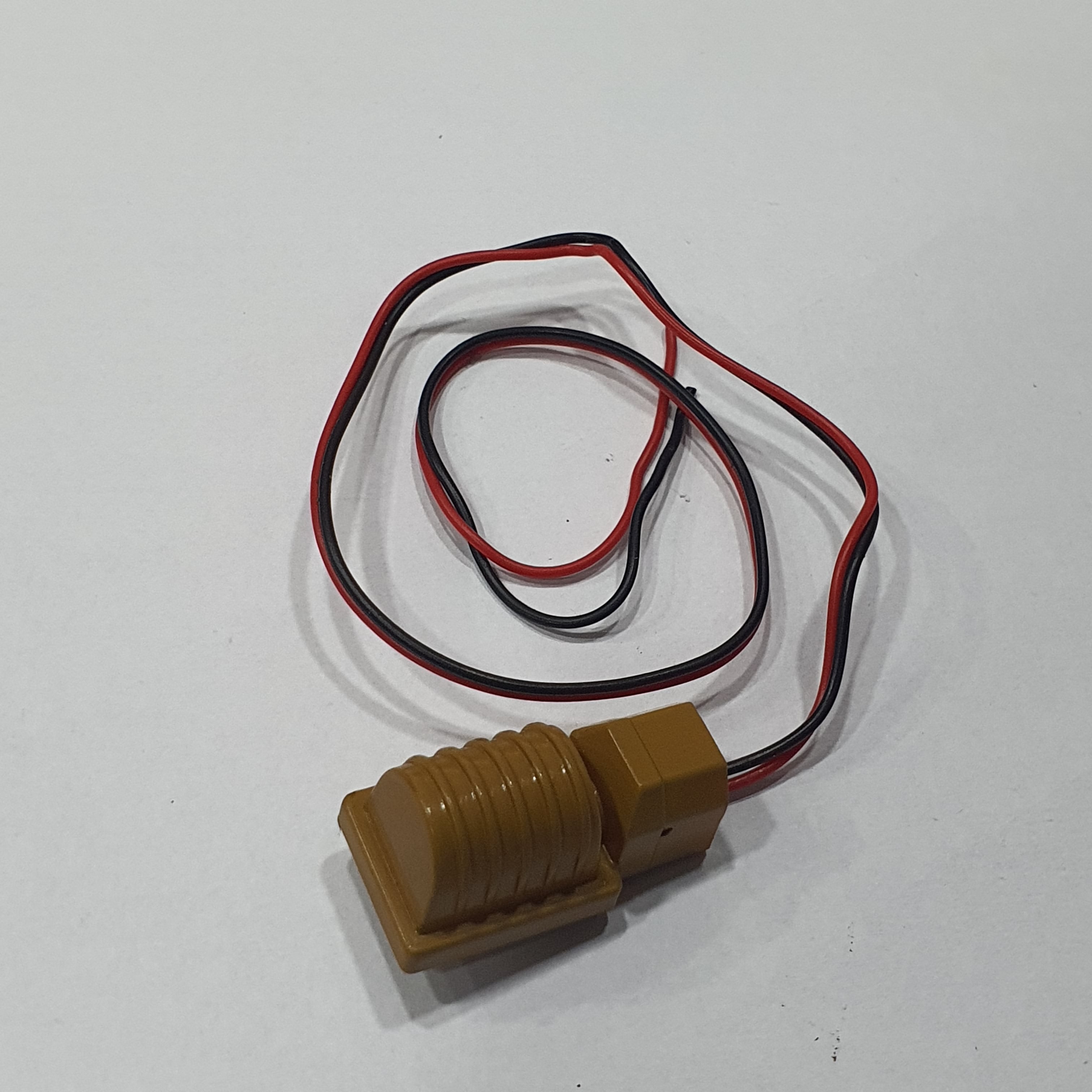 HUINA 1583 SPARE PARTH HEADLIGHT YELLOW HUINA 580/583 (WITHOUT CONNECTOR)