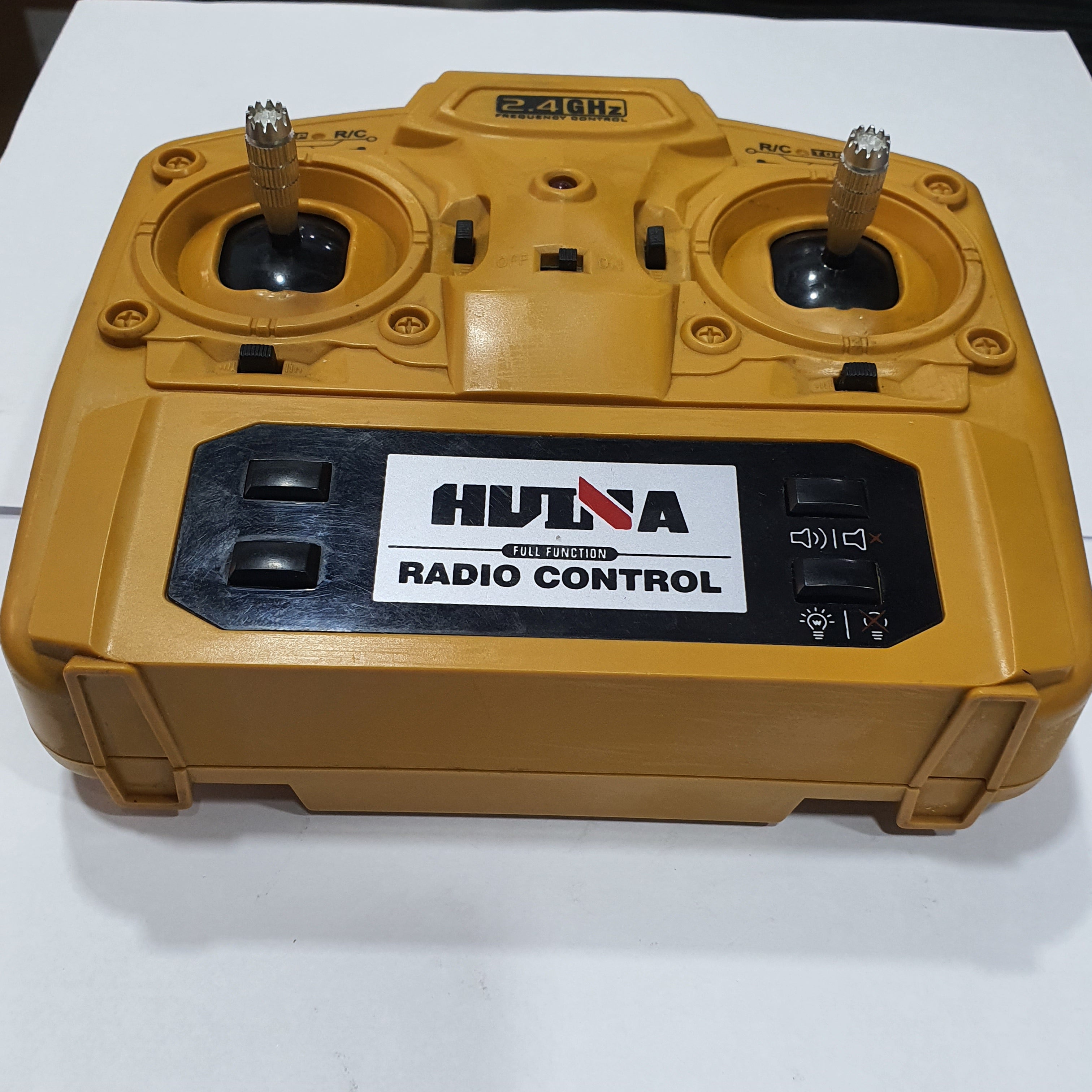 HUINA 1583 SPARE PART REMOTE (NOT WORKING)