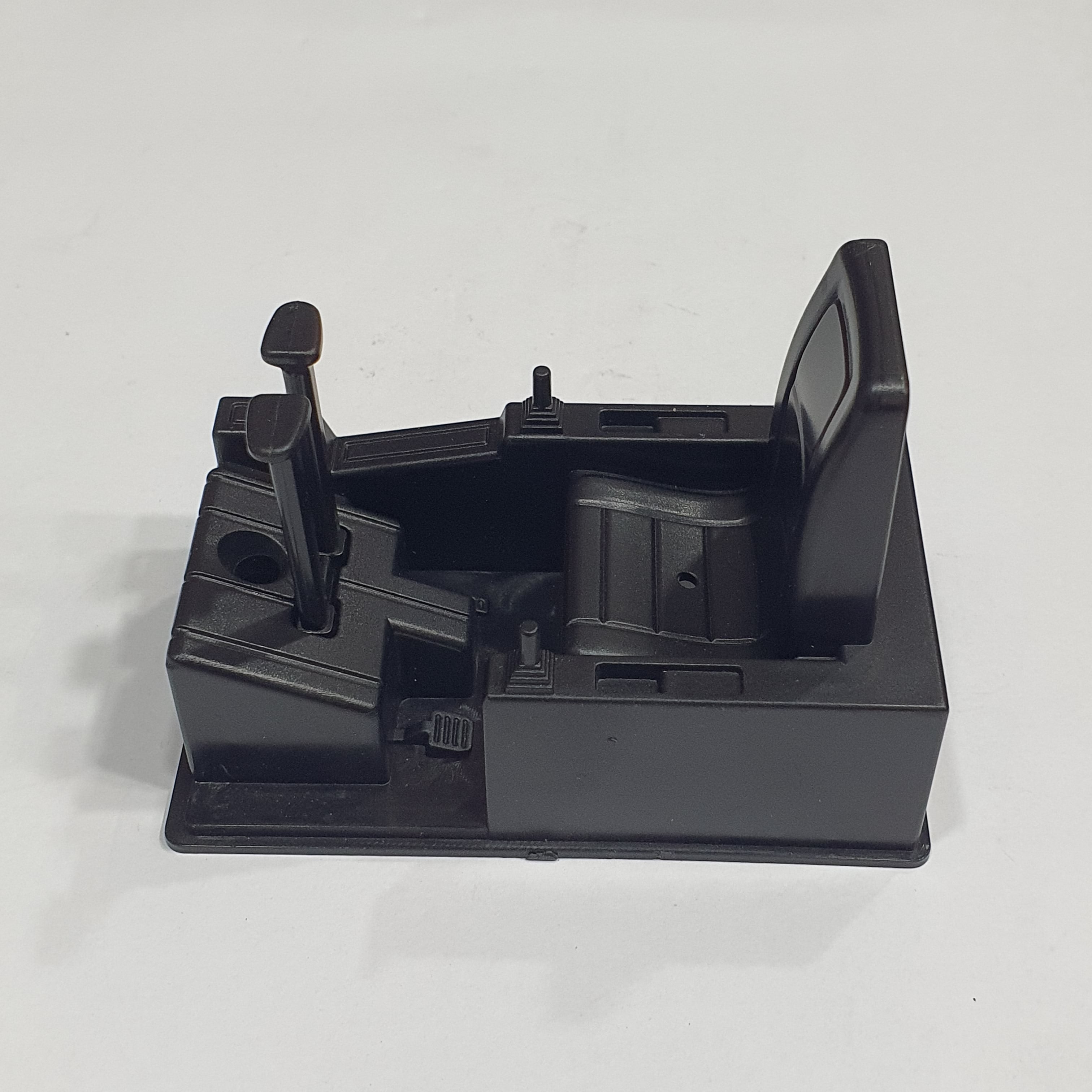 HUINA 1580 SPARE PART DRIVER SEAT