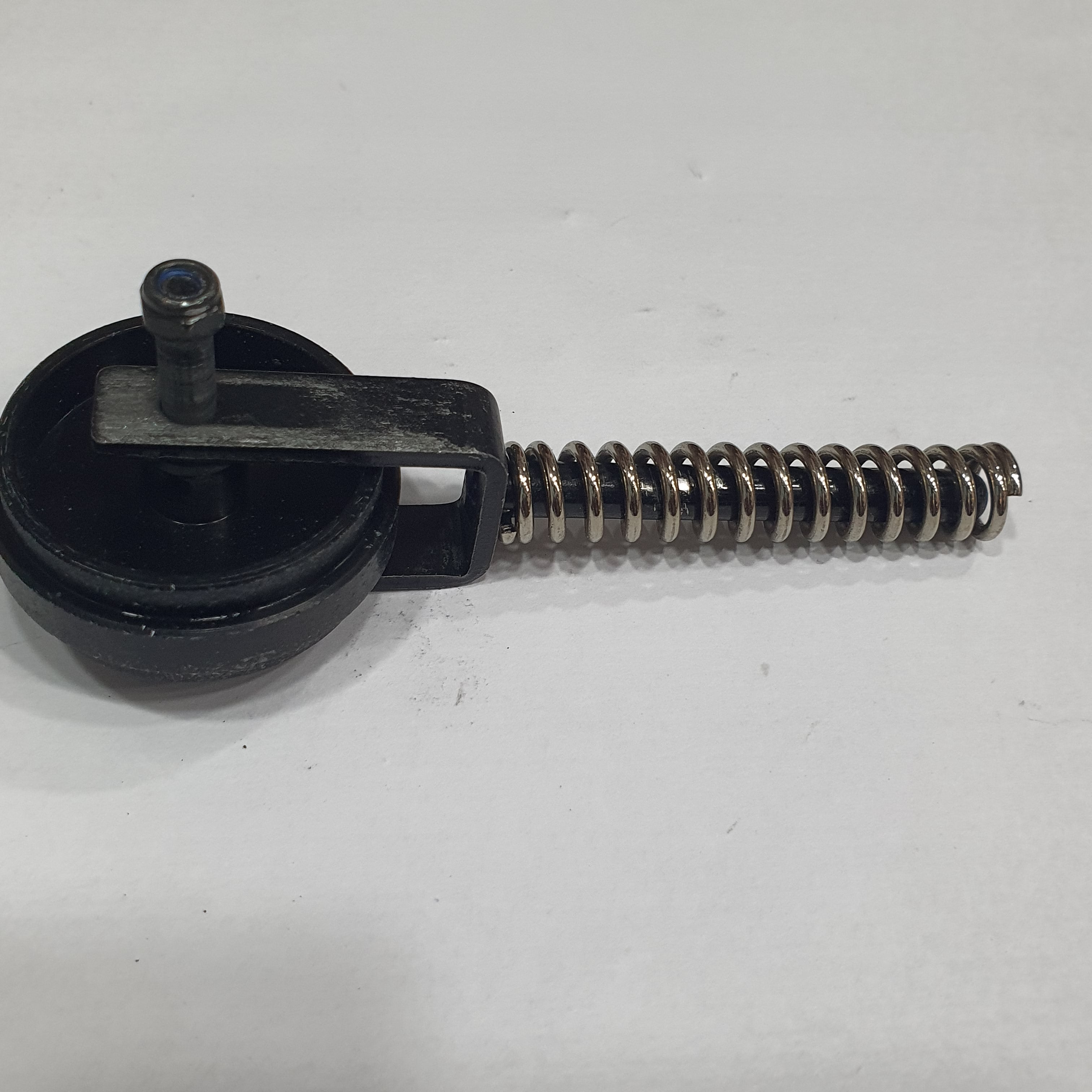 HUINA 1580 SPARE PART NEW METAL TRACK GUIDE WHEEL & TENSIONER IDLER UPGRADES