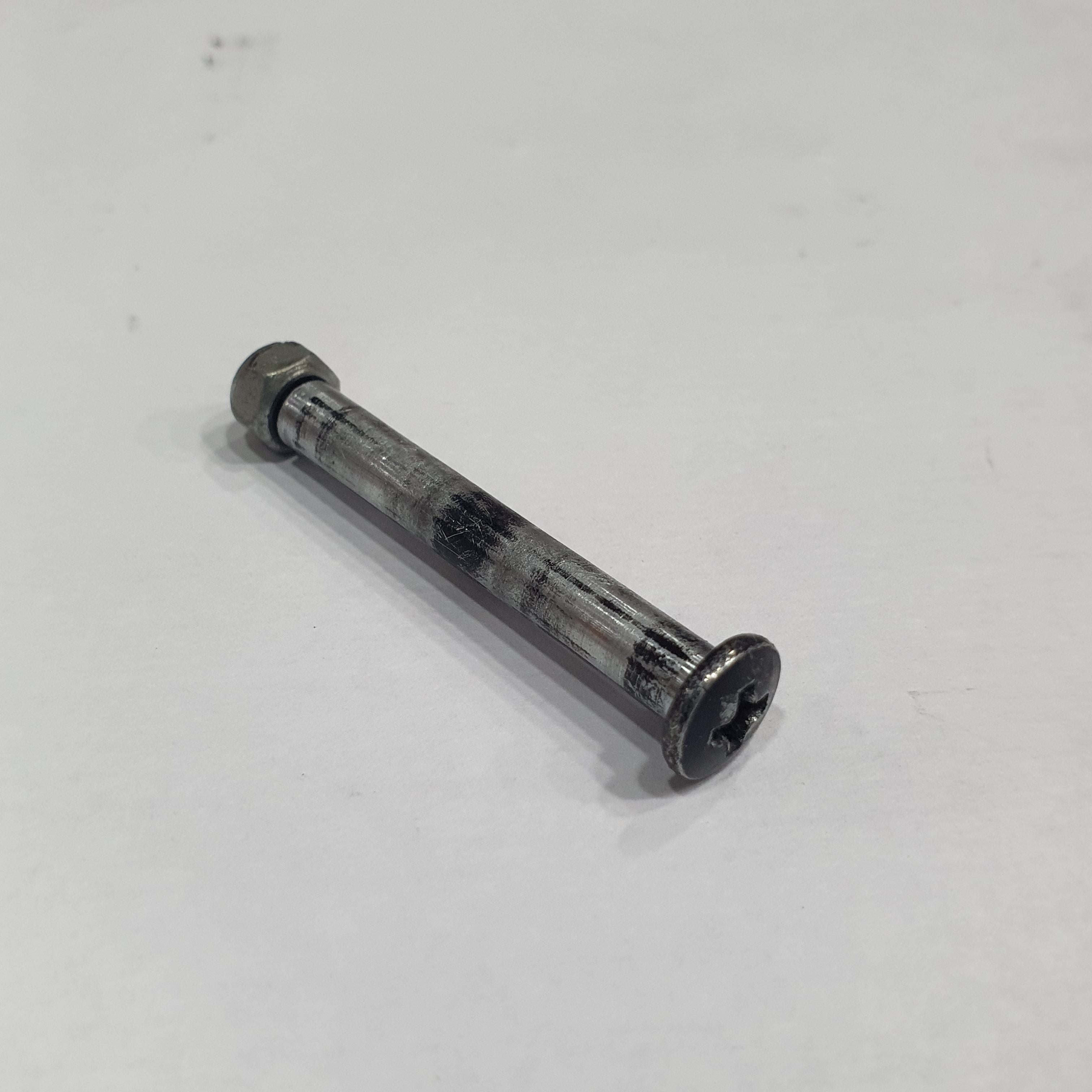 HUINA 1580 SPARE PART BOLT & NUT 42MMX5MM