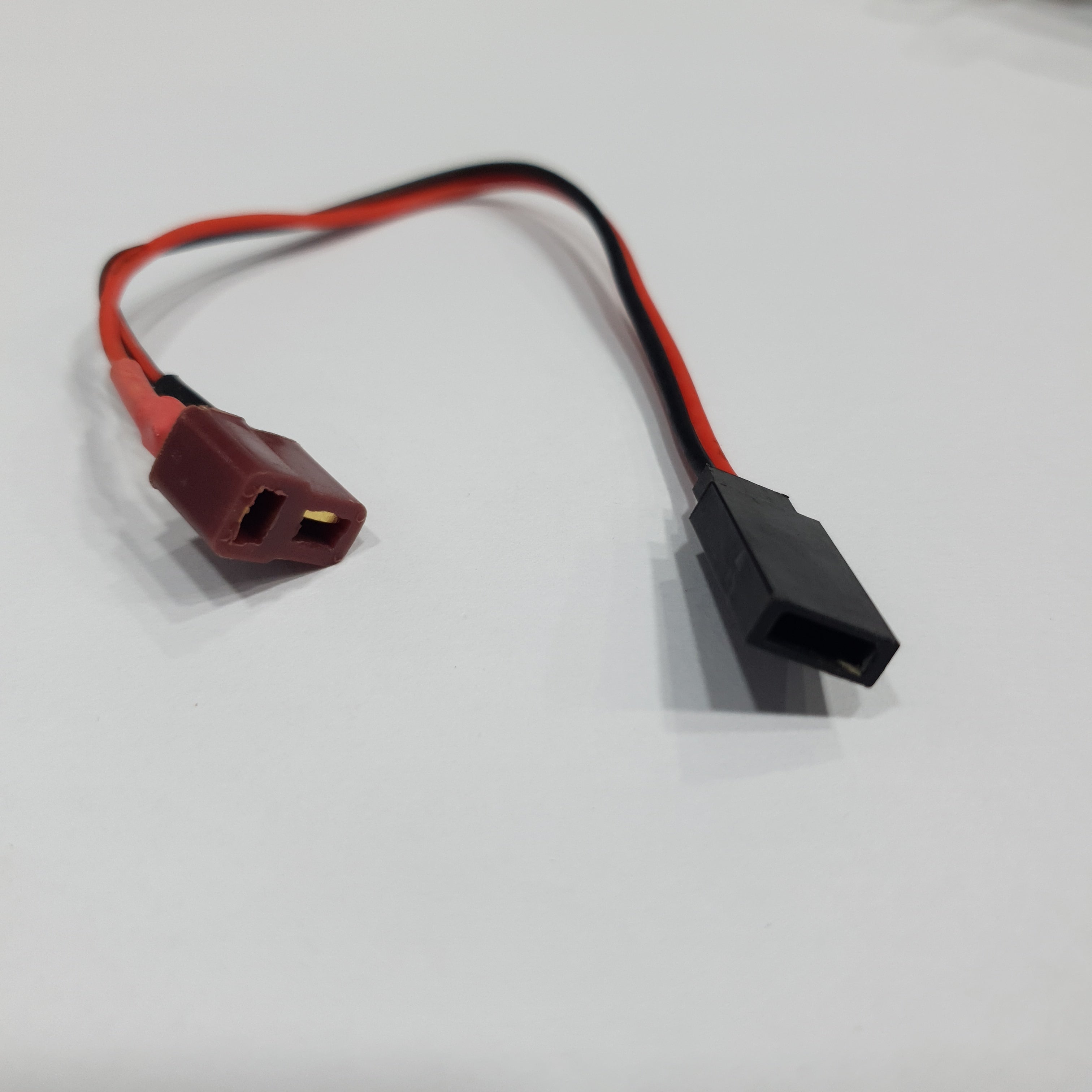 T-PLUG FEMALE TO SERVO PLUG MALE