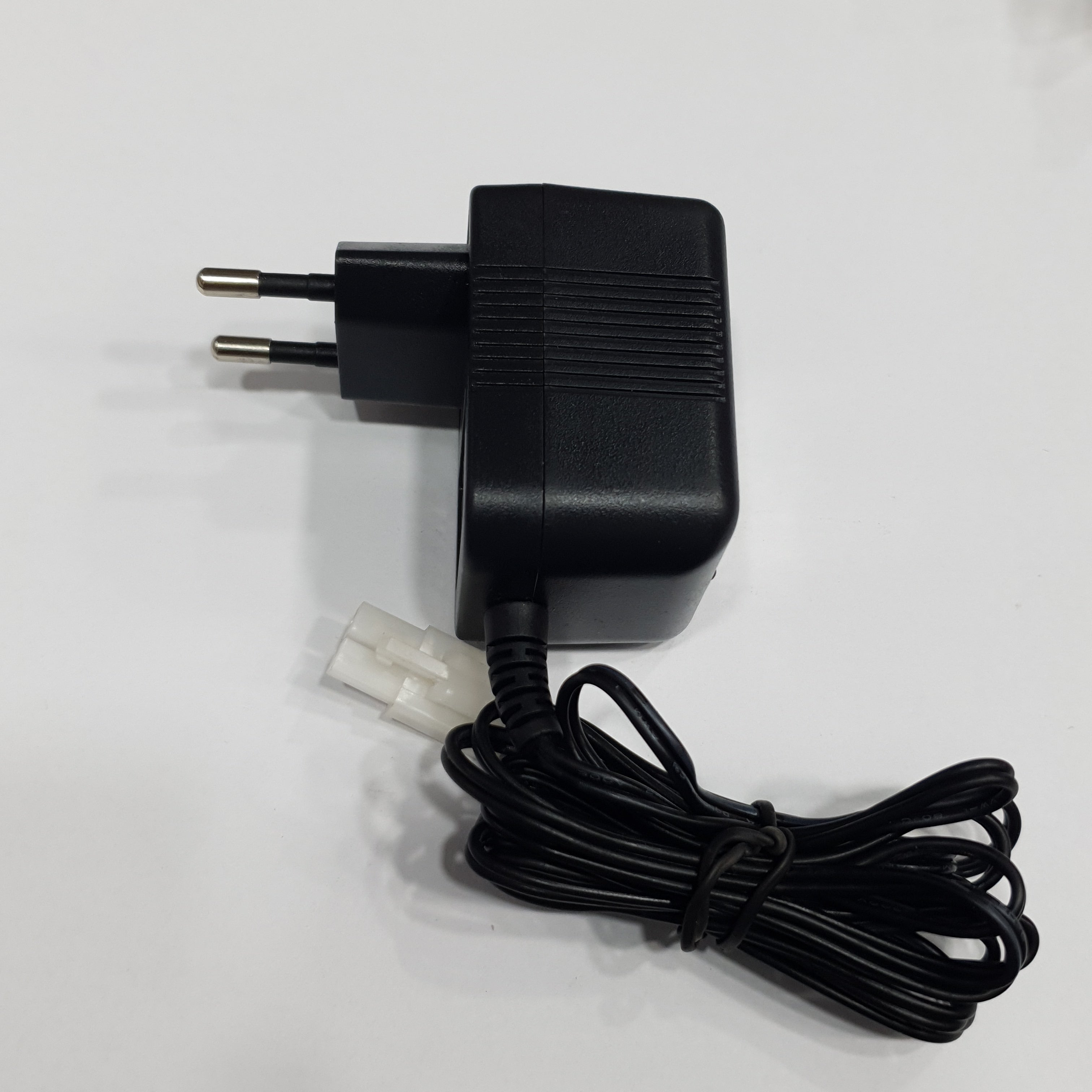 AC-DC ADAPTOR (MODEL R-G35090250DT) AC INPUT:230V DC OUTPUT:9V 250MA WITH TAMIYA CONNECTOR