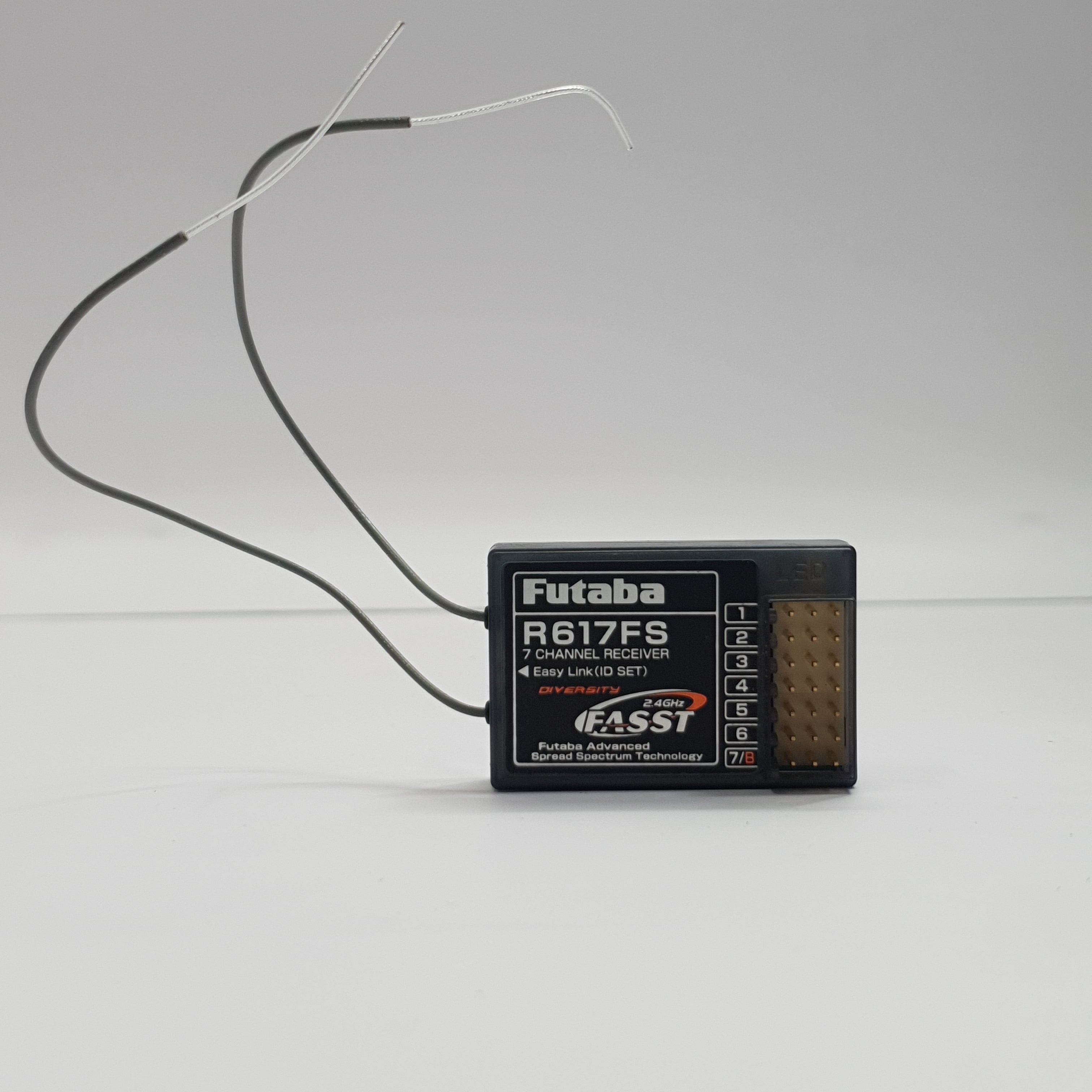 FUTABA TRANSMITTER T6EX WITH R617FS 7CH RECEIVER QUALITY PRE-OWNED