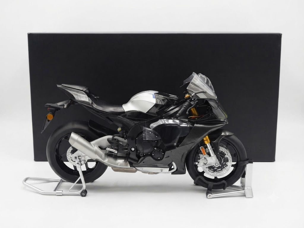DIE CAST M6-13B 1:6 YAMAHA R1M MOTORCYCLE MODEL