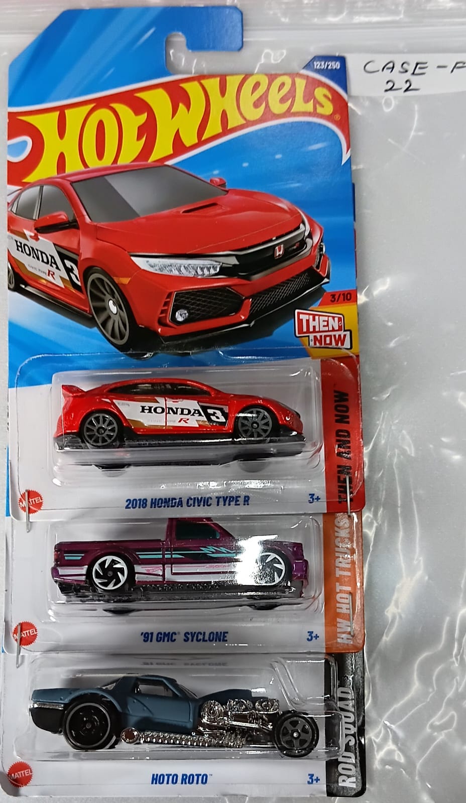 HOT WHEELS - CASE F (2025) - BASIC CAR ASSORTED (PACK OF 3 )-DIECAST