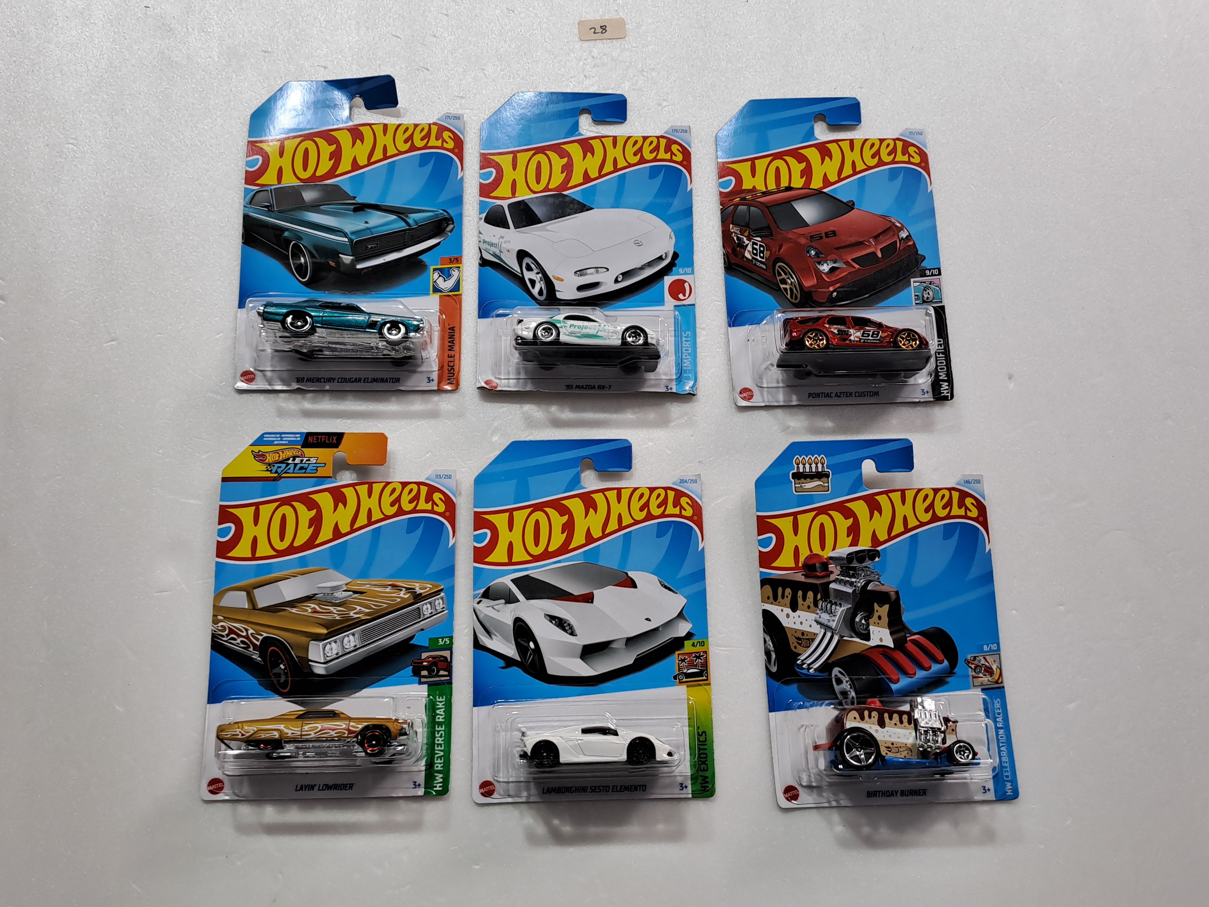 HOT WHEELS - CASE M- BASIC CAR ASSORTED (PACK OF 6 )-DIECAST