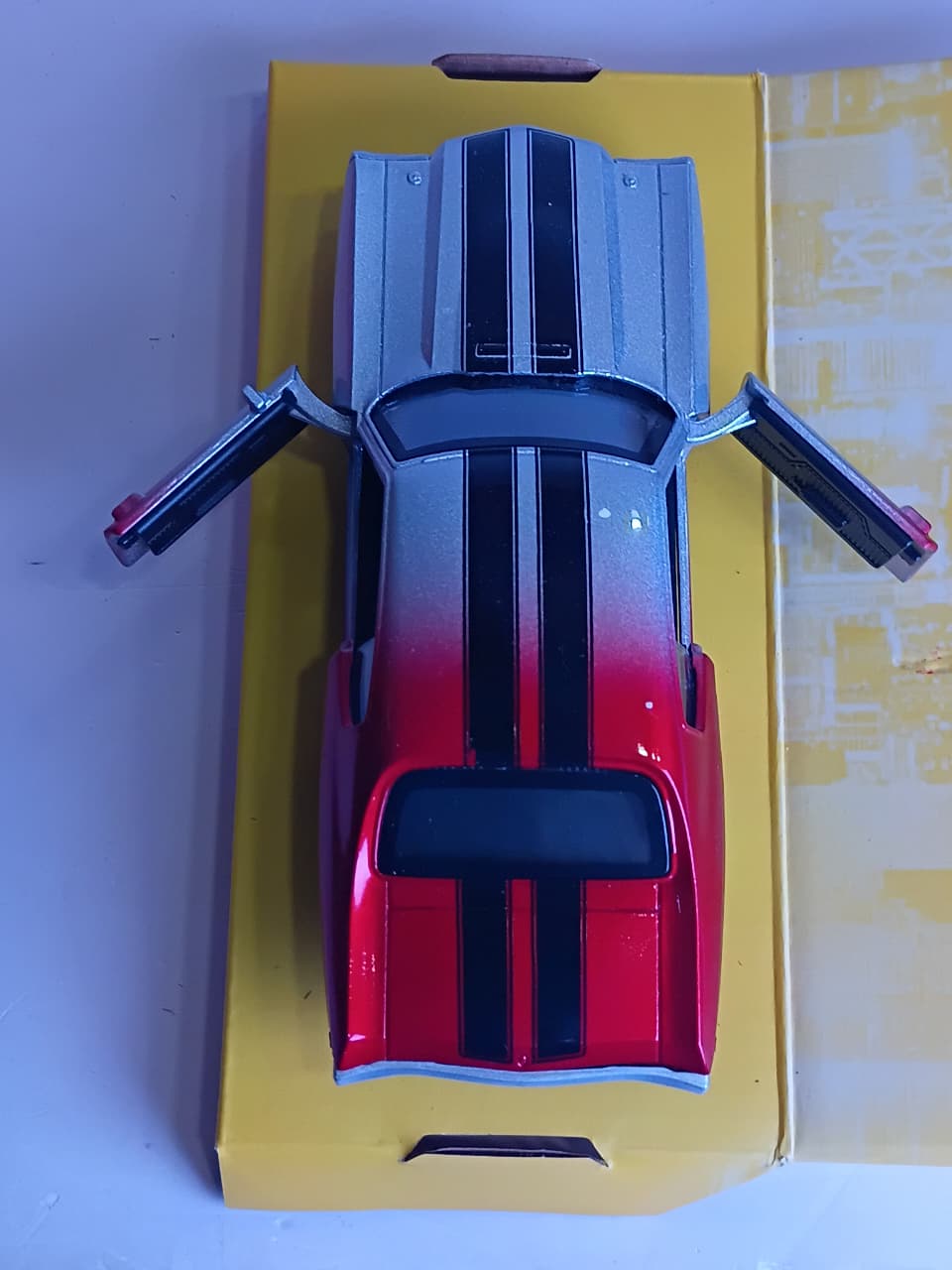 CCA 1:36 12019 CHEVROLET CHEVELLE 454(1970) SILVER RED DIECAST MODEL
