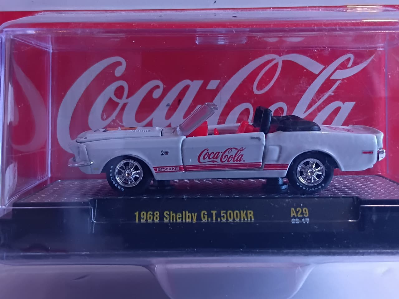 COCACOLA SHELBY G.T.500KR 1968 A29 1/64 SCALE WHITE METAL DIECAST CODE 52500