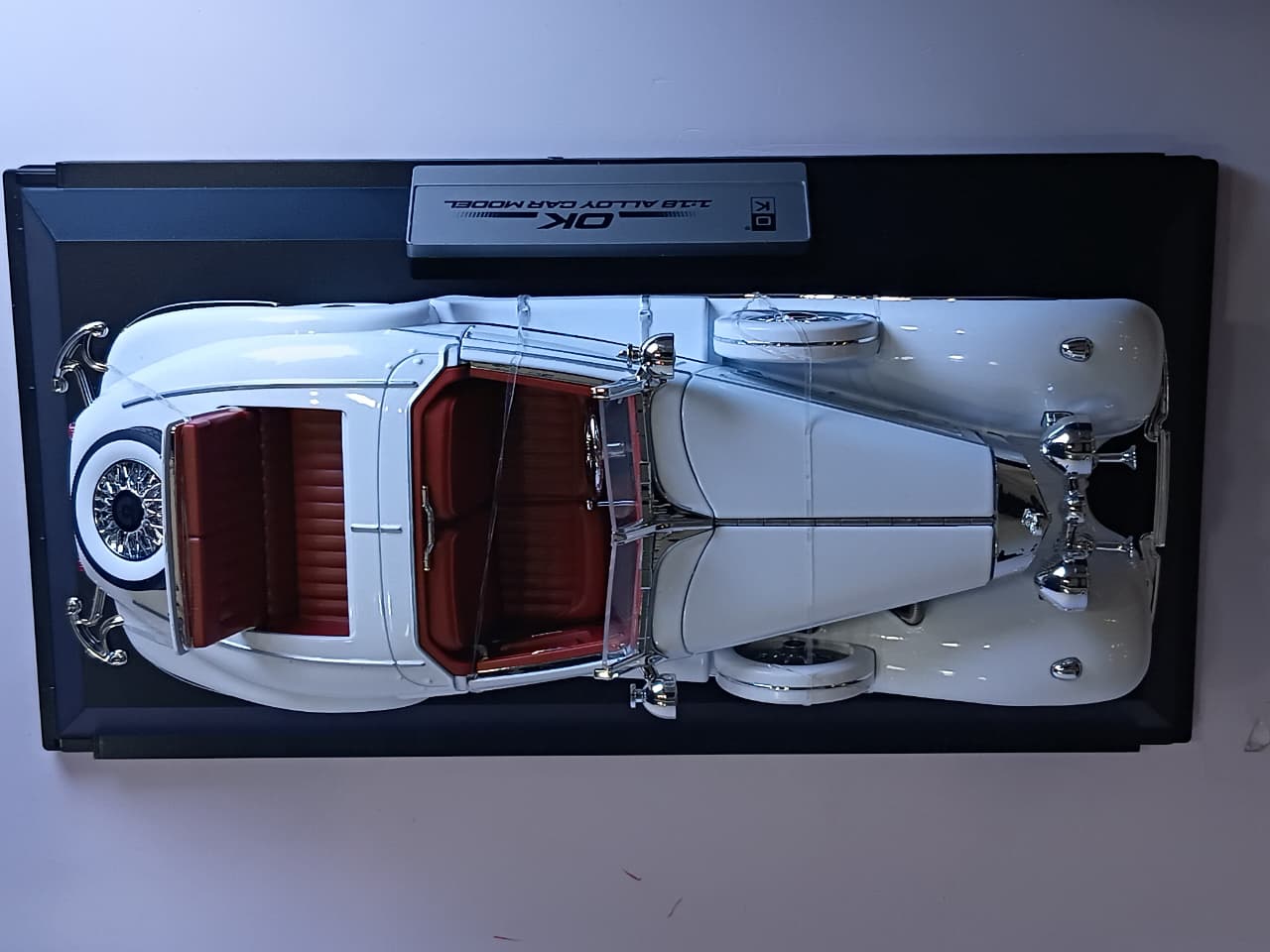 1:18 ALLOY CAR 500K K1-08-A DIE-CAST MODEL WHITE
