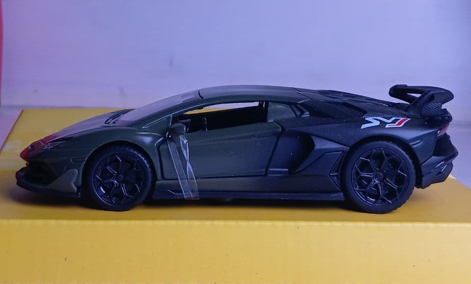 CCA 1:36 12005 LAMBORGHINI AVENTADOR SVJ GREEN BLACK DIECAST MODEL