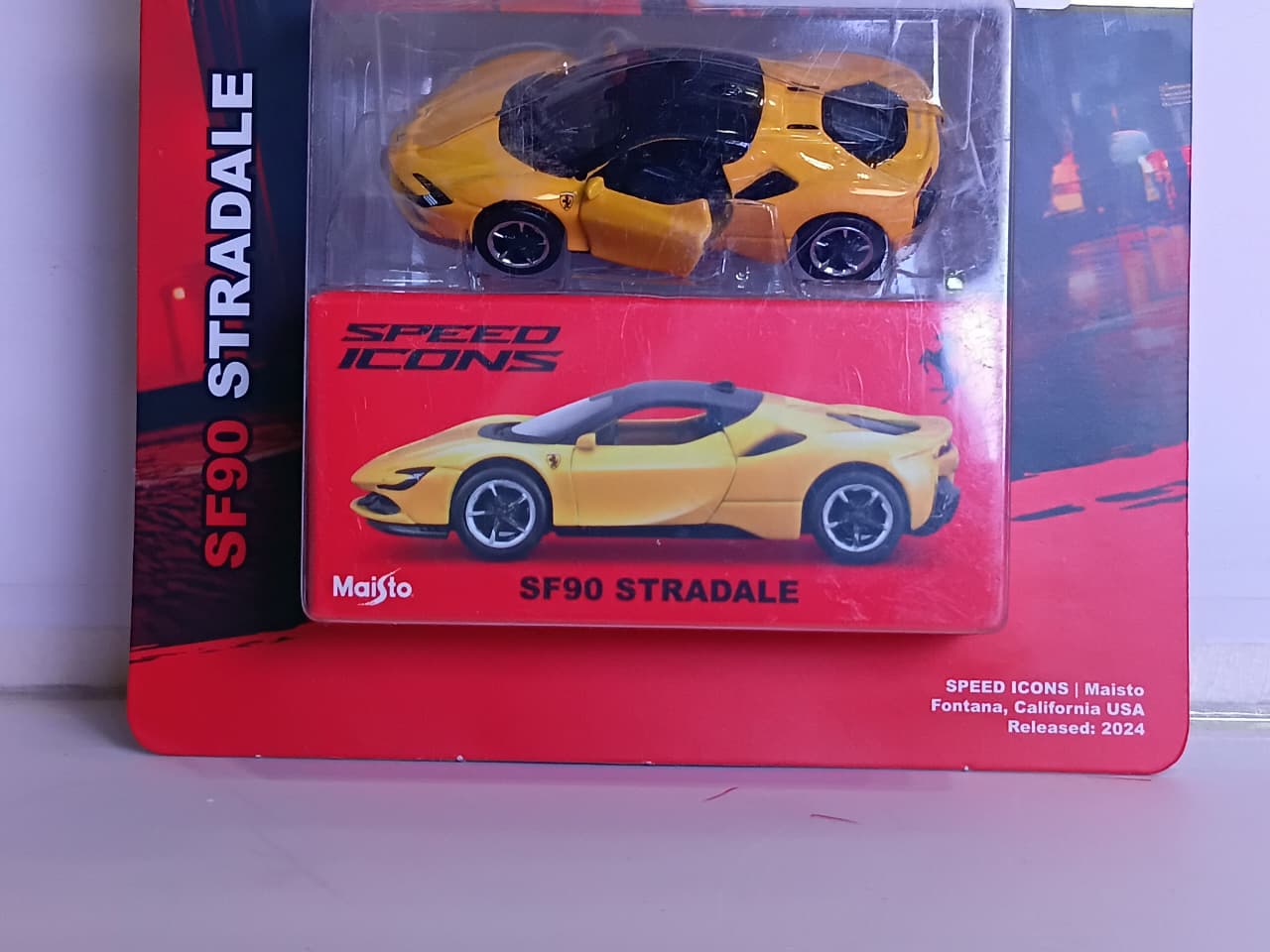 MAISTO 15703 SF90 STRADALE YELLOW