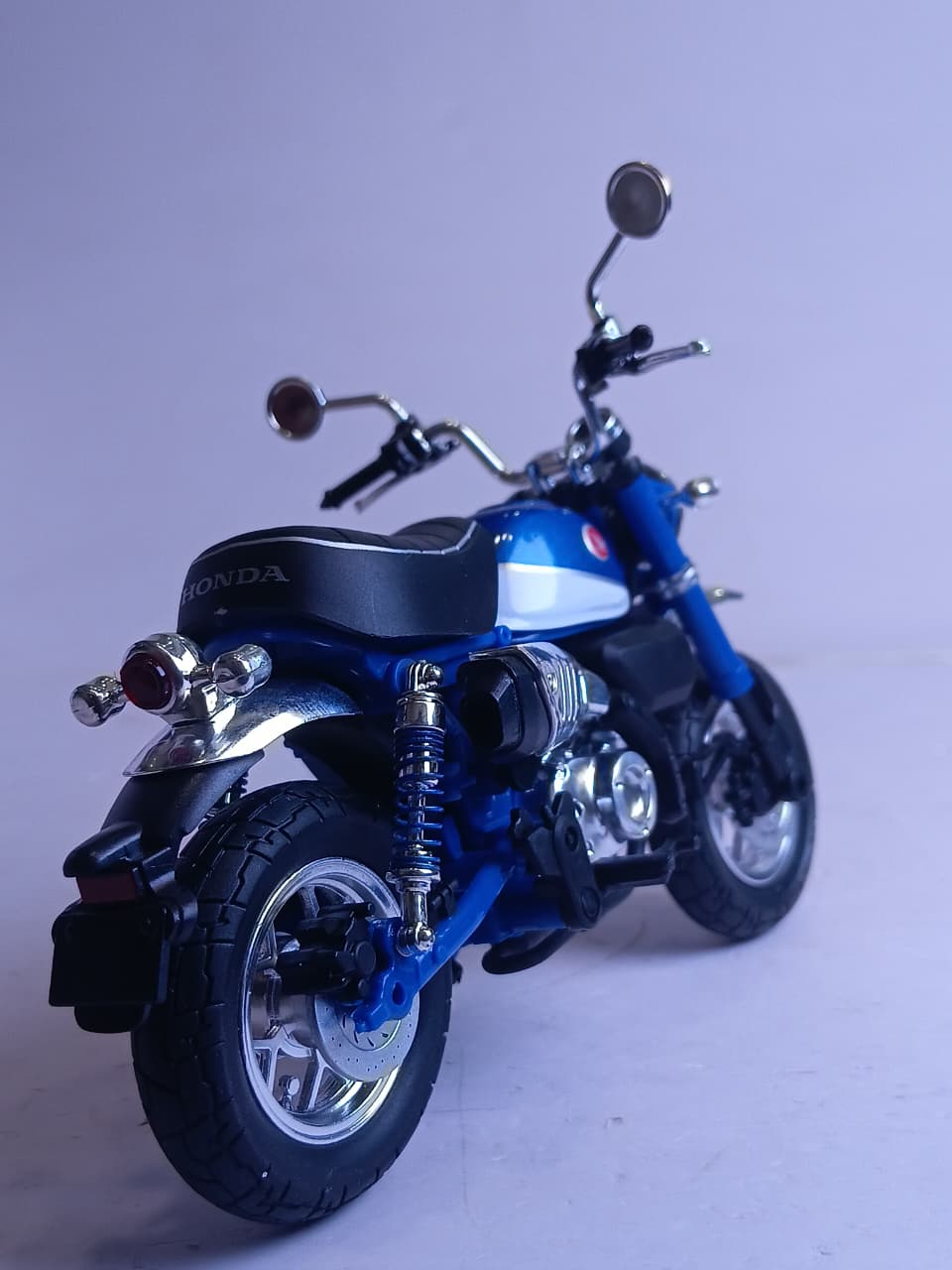 F3 HONDA MONKEY 125 M12-20A 1:12 DIE-CAST BIKE MODEL BLUE/BLACK