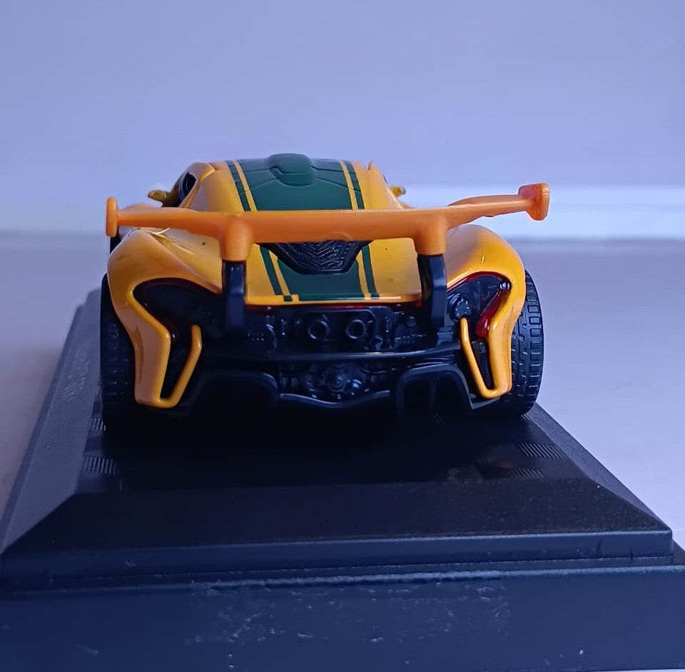 CCA 1:40 MCLAREN P1 GTR DIECAST MODEL 67062A CAR YELLOW