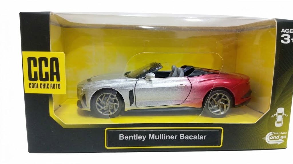 CCA 1:36 12016 BENTLEY MULLINER BACALAR SILVER RED DIECAST MODEL