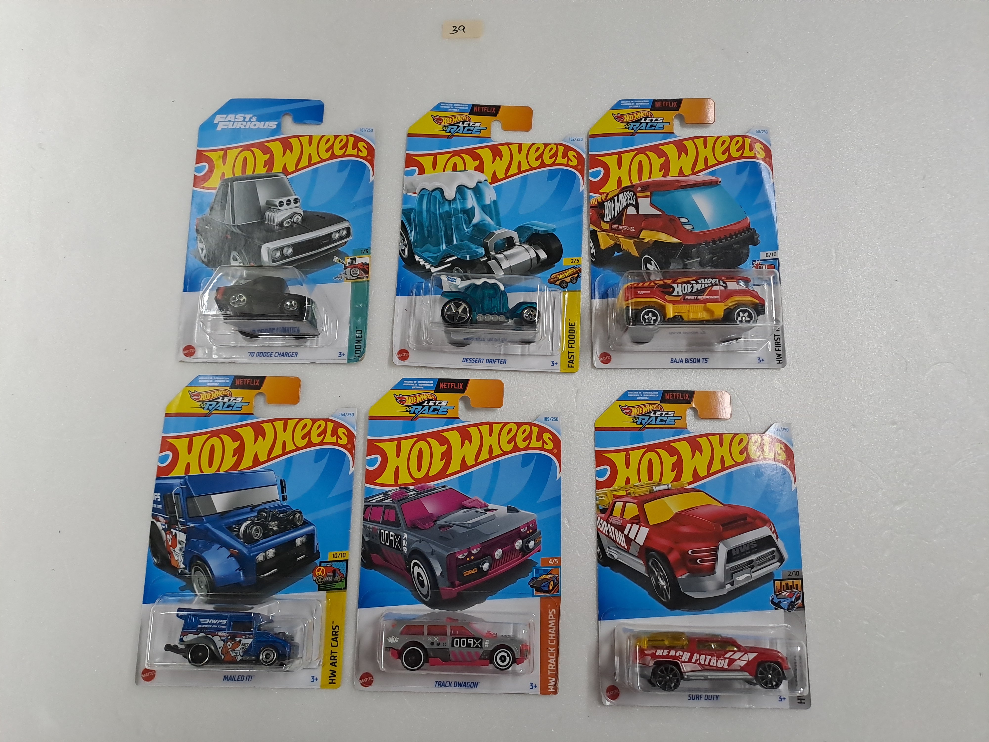 HOT WHEELS - CASE M- BASIC CAR ASSORTED (PACK OF 6 )-DIECAST