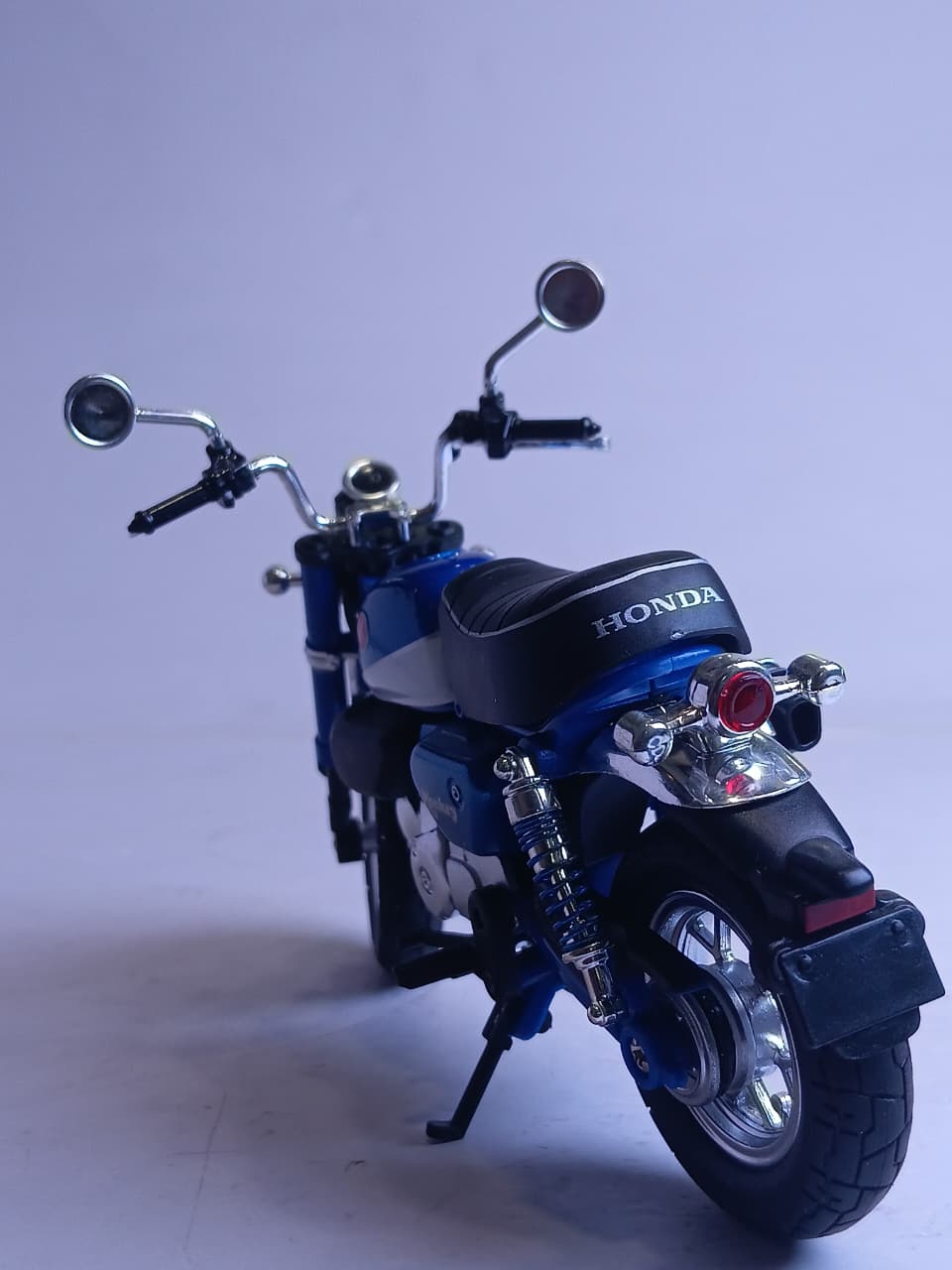 F3 HONDA MONKEY 125 M12-20A 1:12 DIE-CAST BIKE MODEL BLUE/BLACK