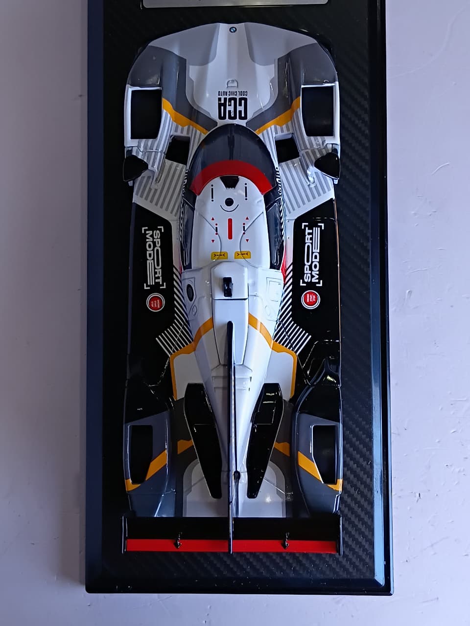 CCA BMW M HYBRID V8 1/24 SCALE 68285K WHITE & YELLOW