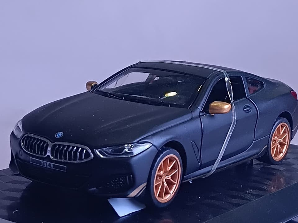 CCA BMW M850i 1:35 DIECAST MODEL 88475K GRAY