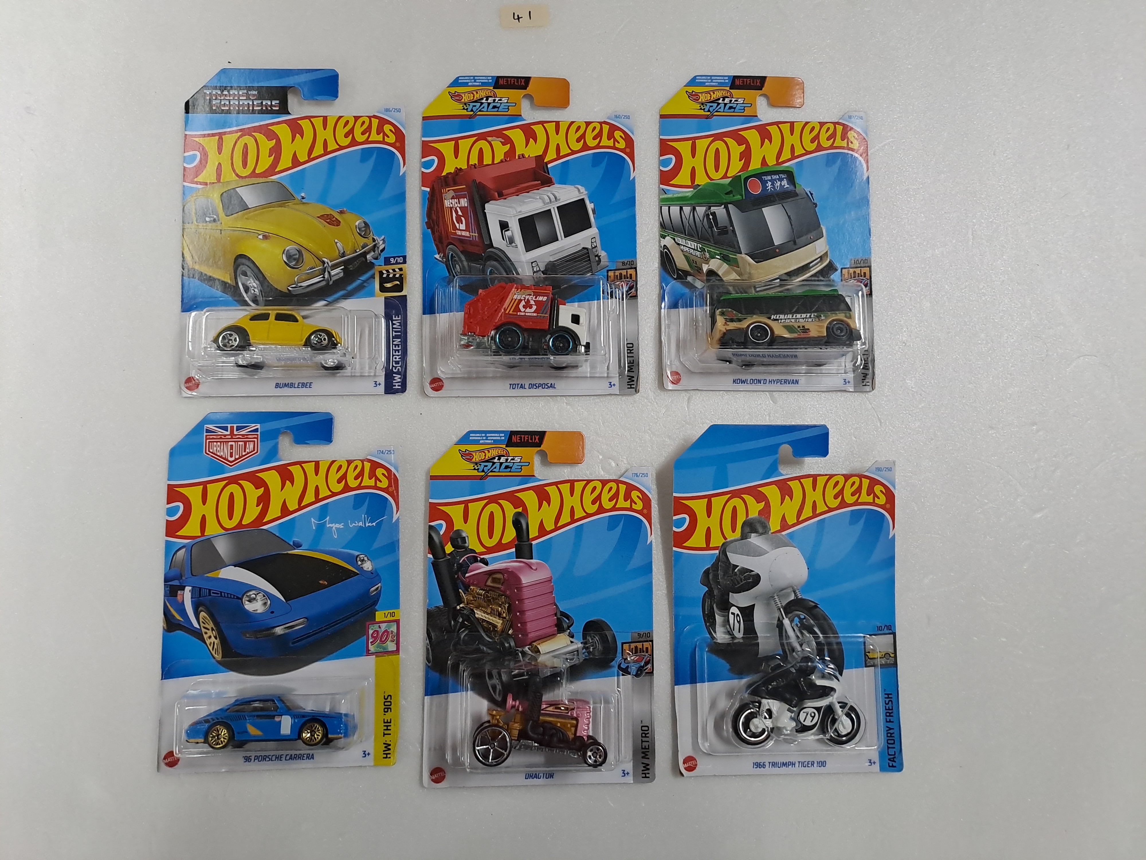 HOT WHEELS - CASE M- BASIC CAR ASSORTED (PACK OF 6 )-DIECAST