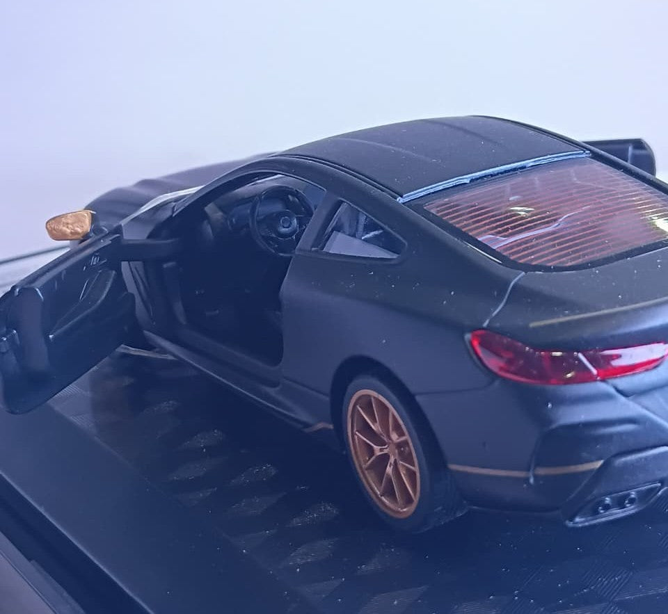 CCA BMW M850i 1:35 DIECAST MODEL 88475K GRAY