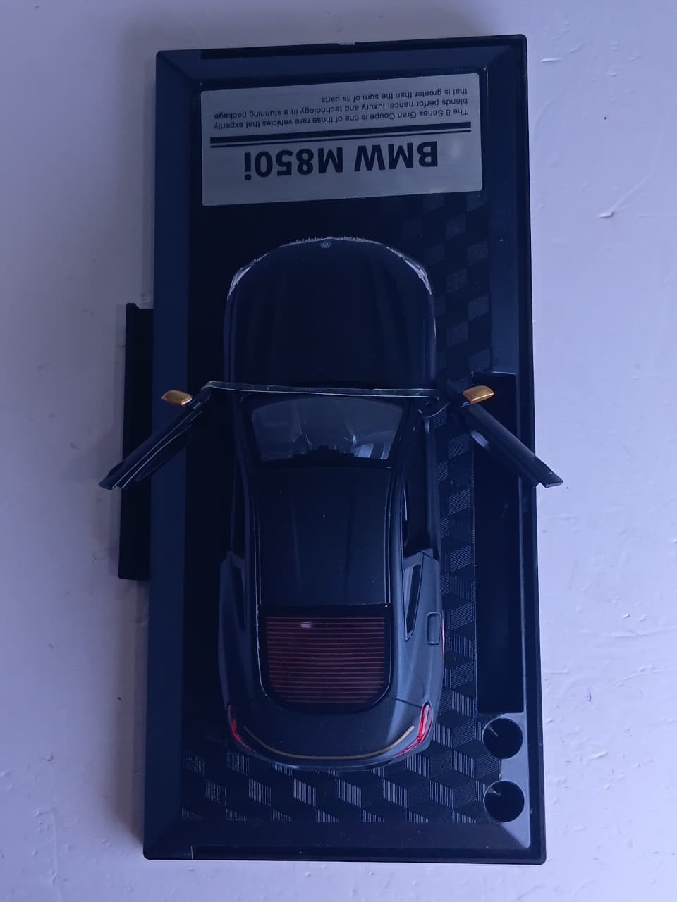 CCA BMW M850i 1:35 DIECAST MODEL 88475K GRAY
