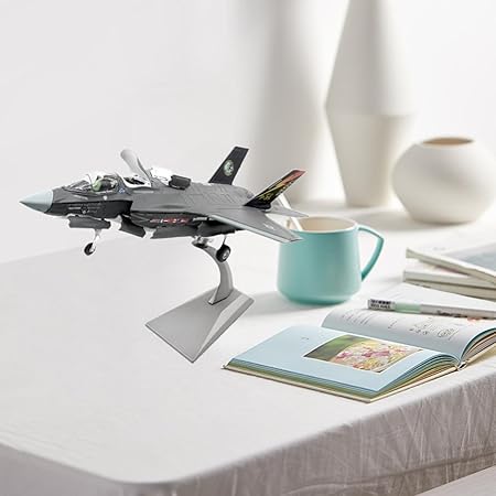 DIE CAST AIRCRAFT & SPACECRAFT F-35B 1:72 SCALE