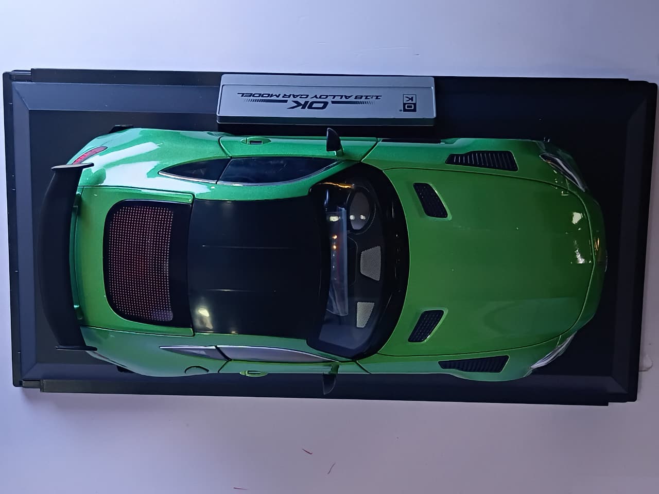 1:18 ALLOY CAR K1-03-A AMG ALLOY CAR DIE-CAST MODEL GREEN