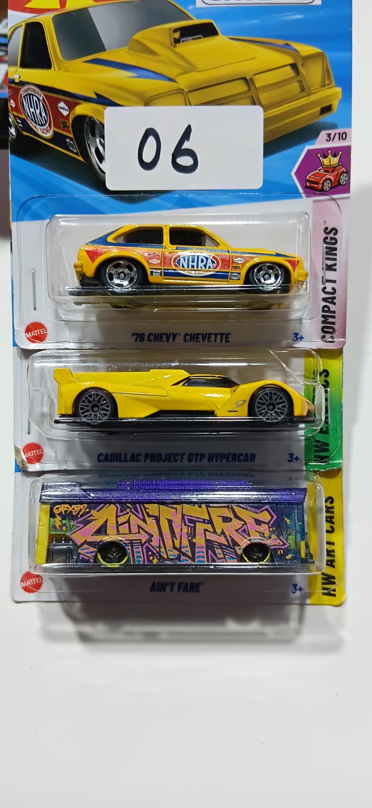 HOT WHEELS - CASE E (2025) - BASIC CAR ASSORTED (PACK OF 3 )-DIECAST