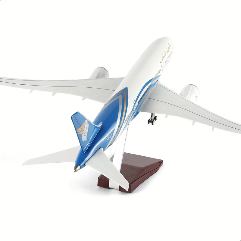 AIRPLANE DIECAST OMAN AIR A40-SA BOEING 787-9 DREAMLINER WITH LED LIGHT DISPLAY 47CM