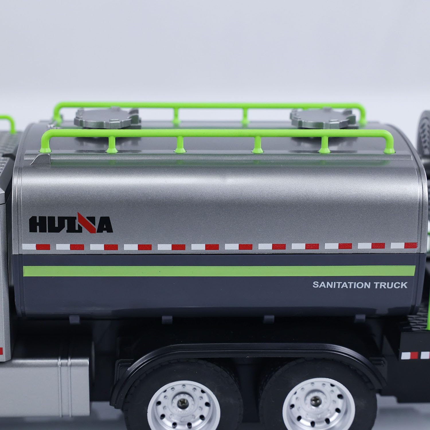 HUINA 616 RC TRUCK GUN SANITATION VEHICLE